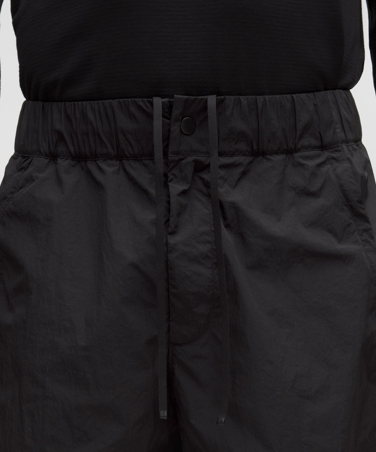 Мужские шорты Lululemon Nylon Relaxed Track — фото 4
