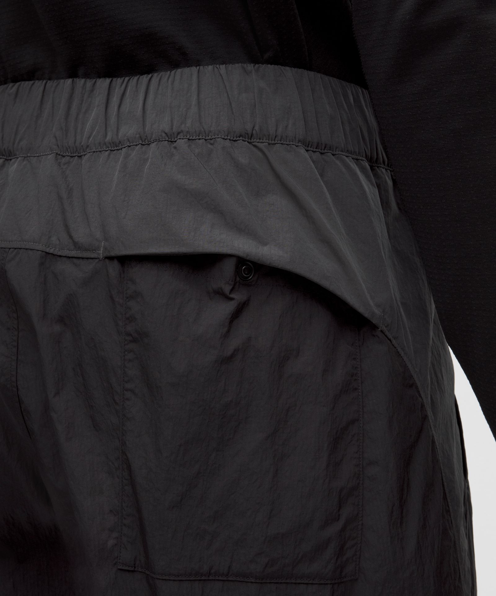 Мужские шорты Lululemon Nylon Relaxed Track — фото 6
