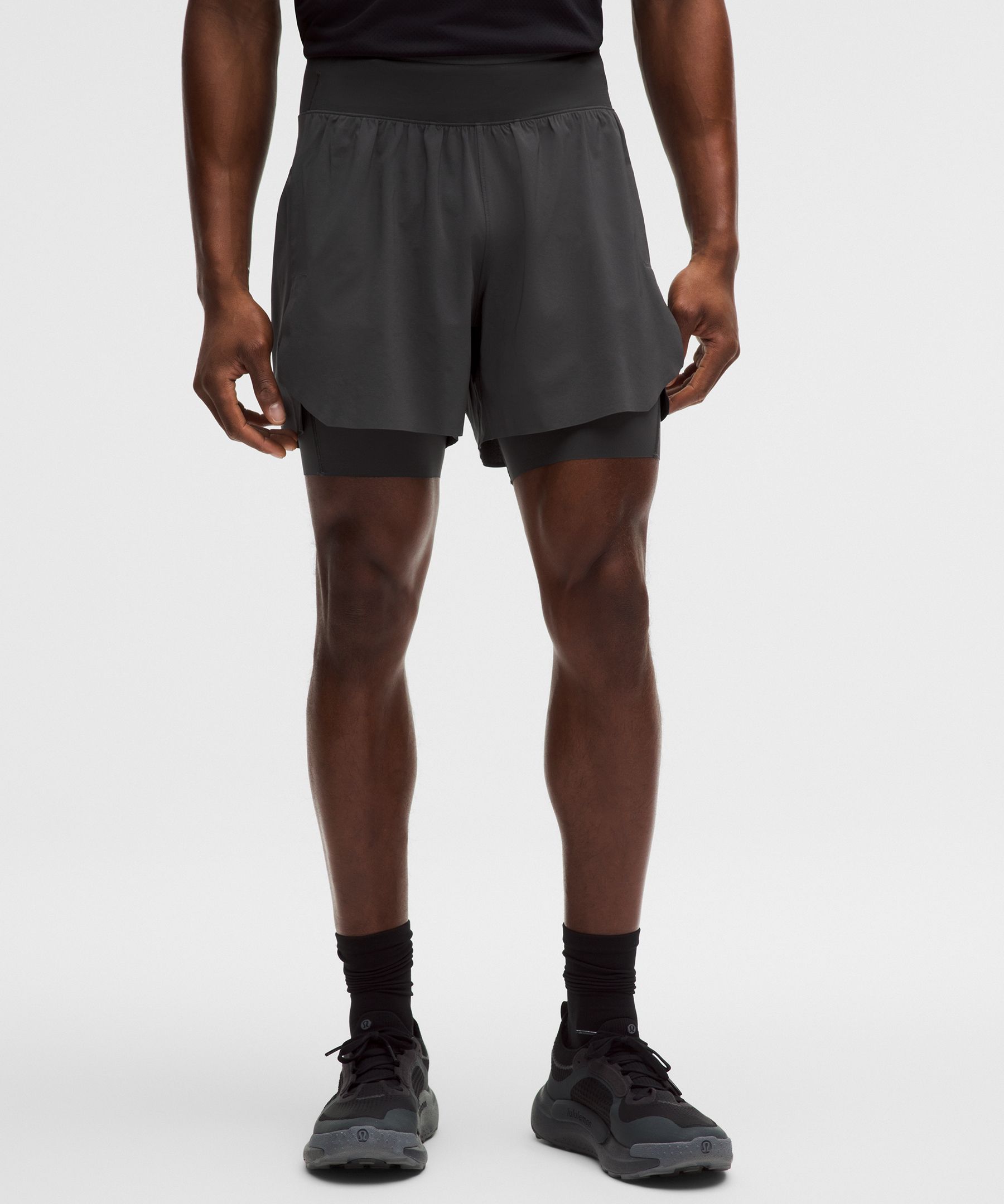 Fast and Free Multi-Pocket Running Short 5"