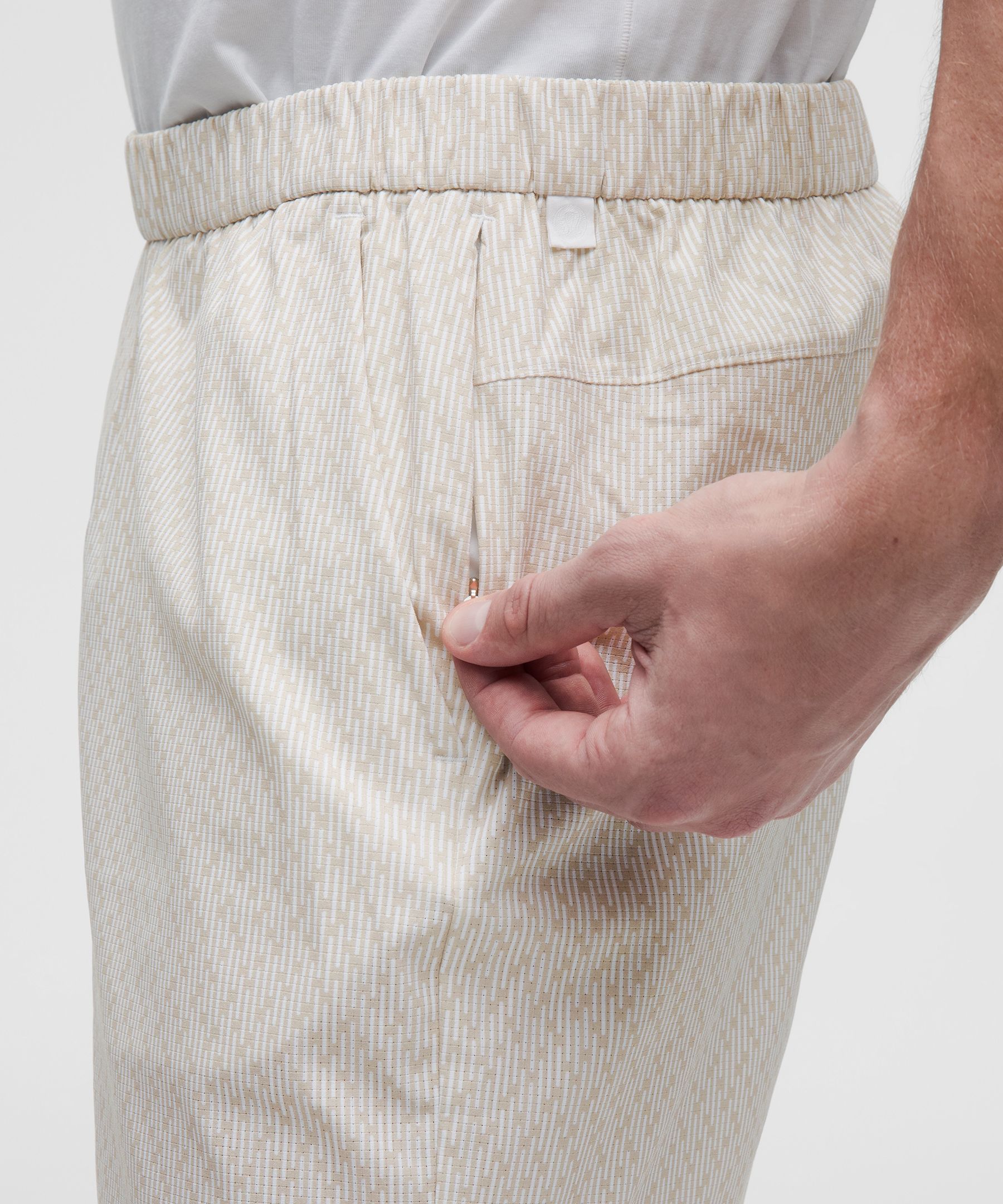 ABC WovenAir Pull-On Short 7"