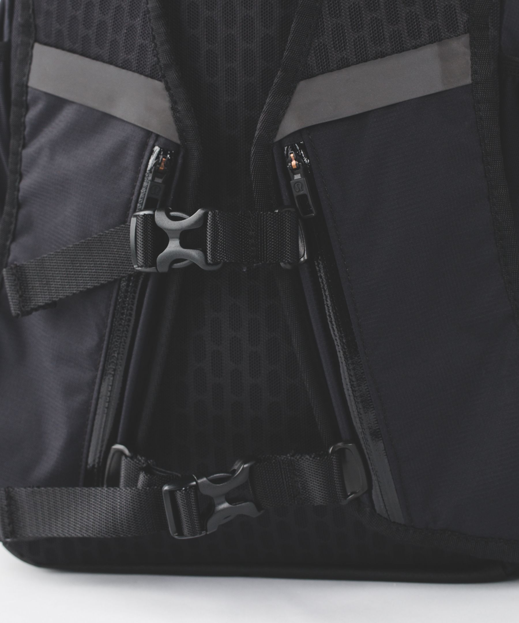 lululemon surge run backpack