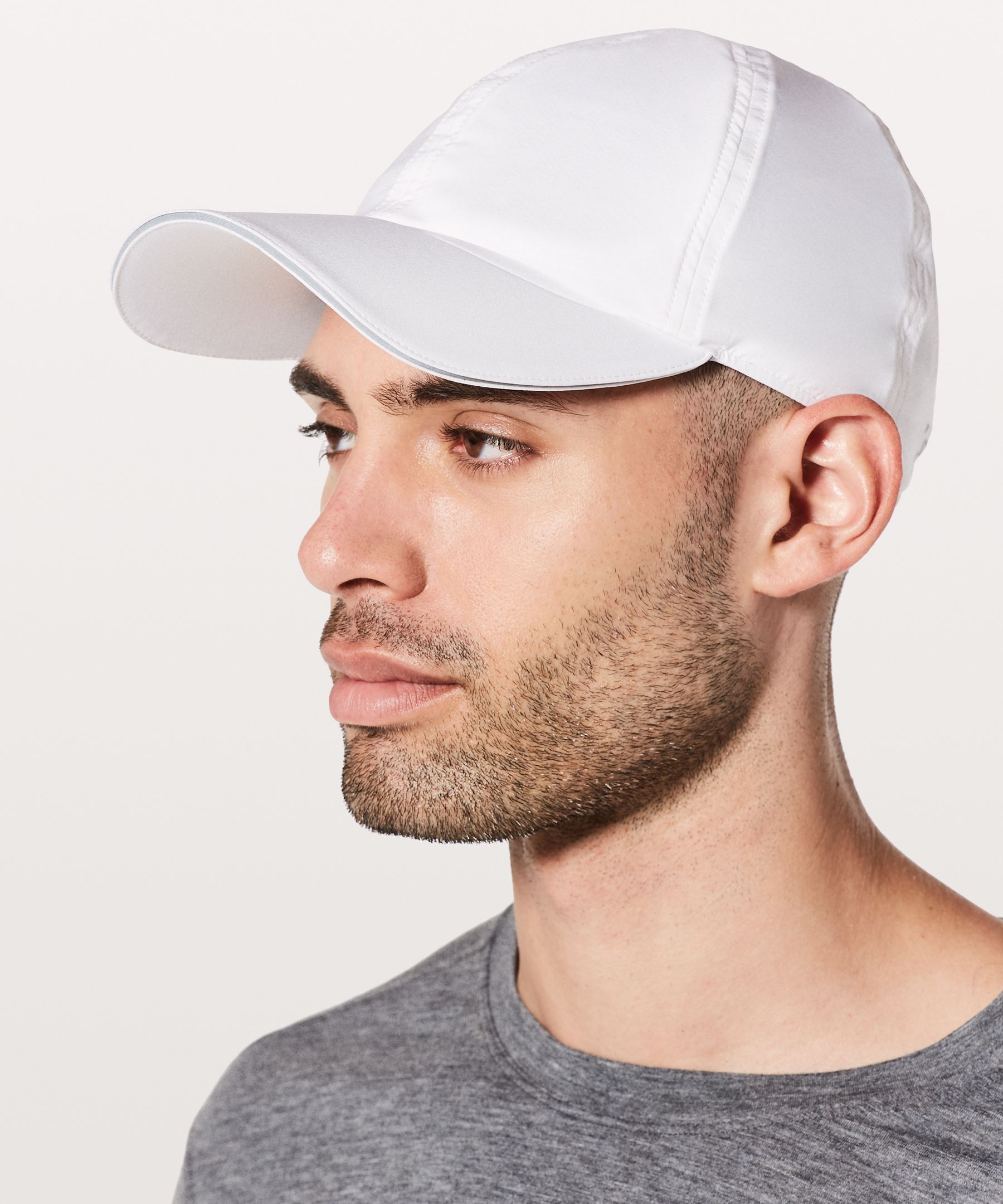 Lululemon ultra lightspeed store run hat