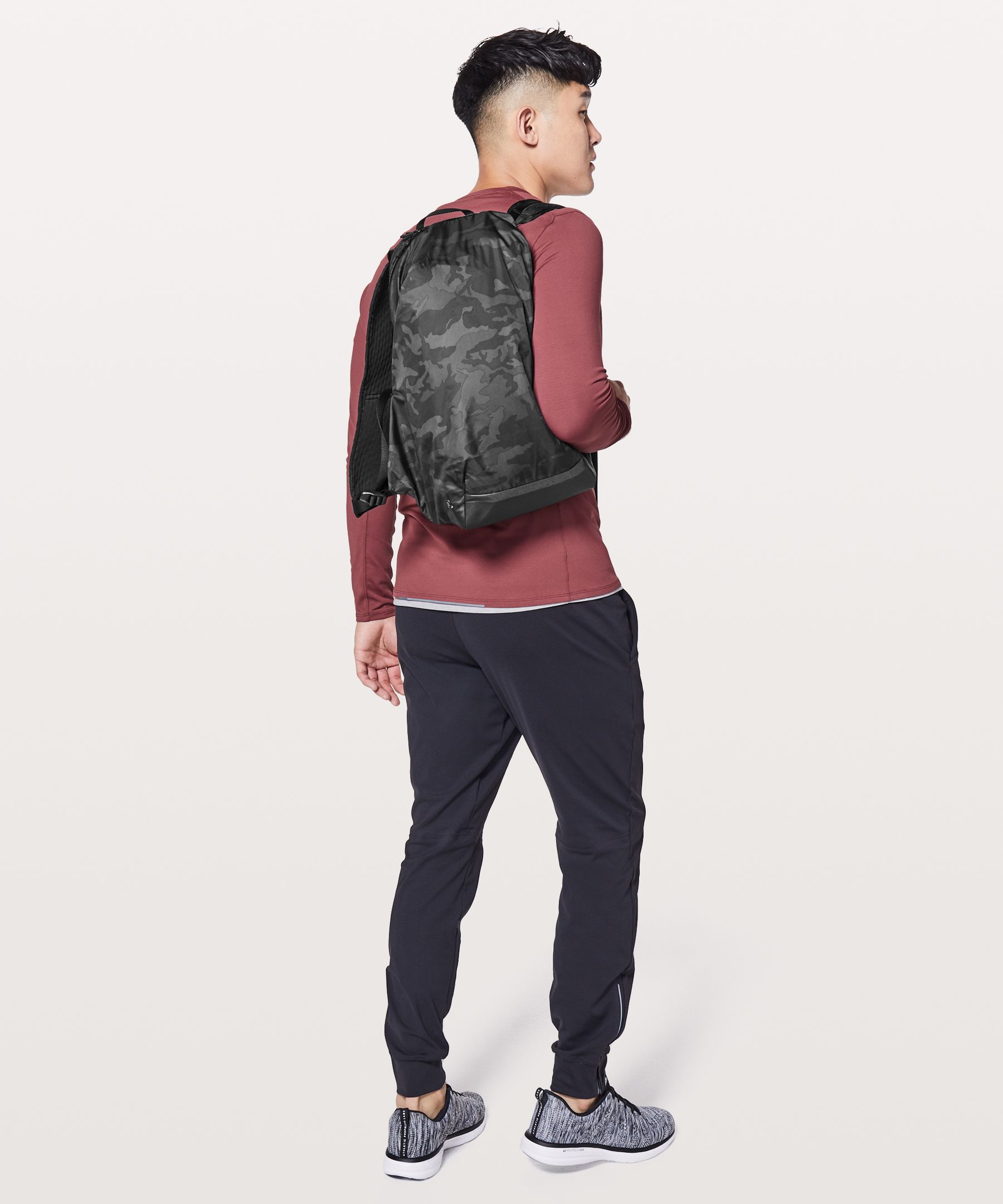 Photo of Surge Run Backpack II *16L