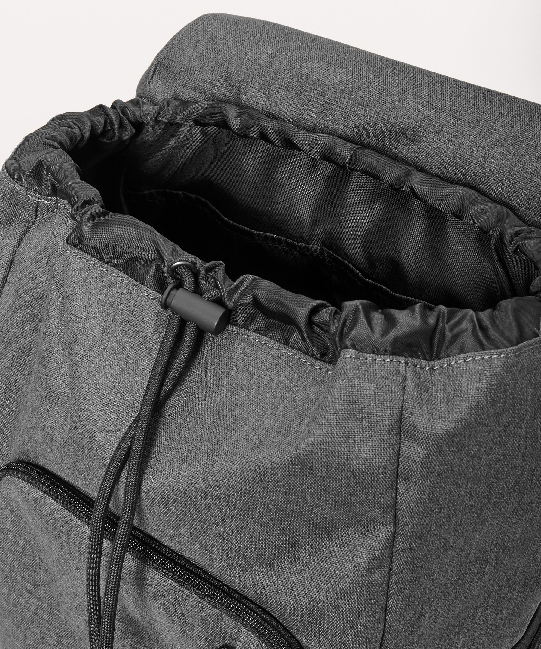 lululemon command the day commute bag