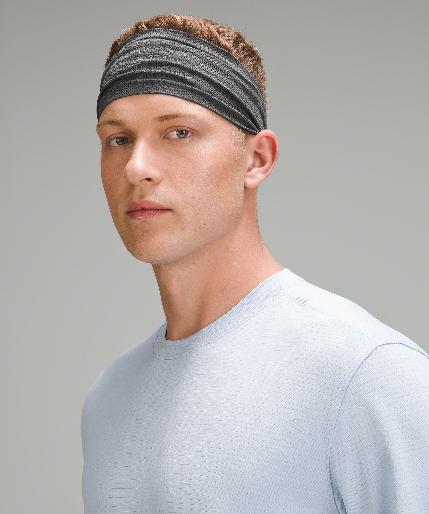 Lululemon Men's Metal Vent Tech Headband. 1