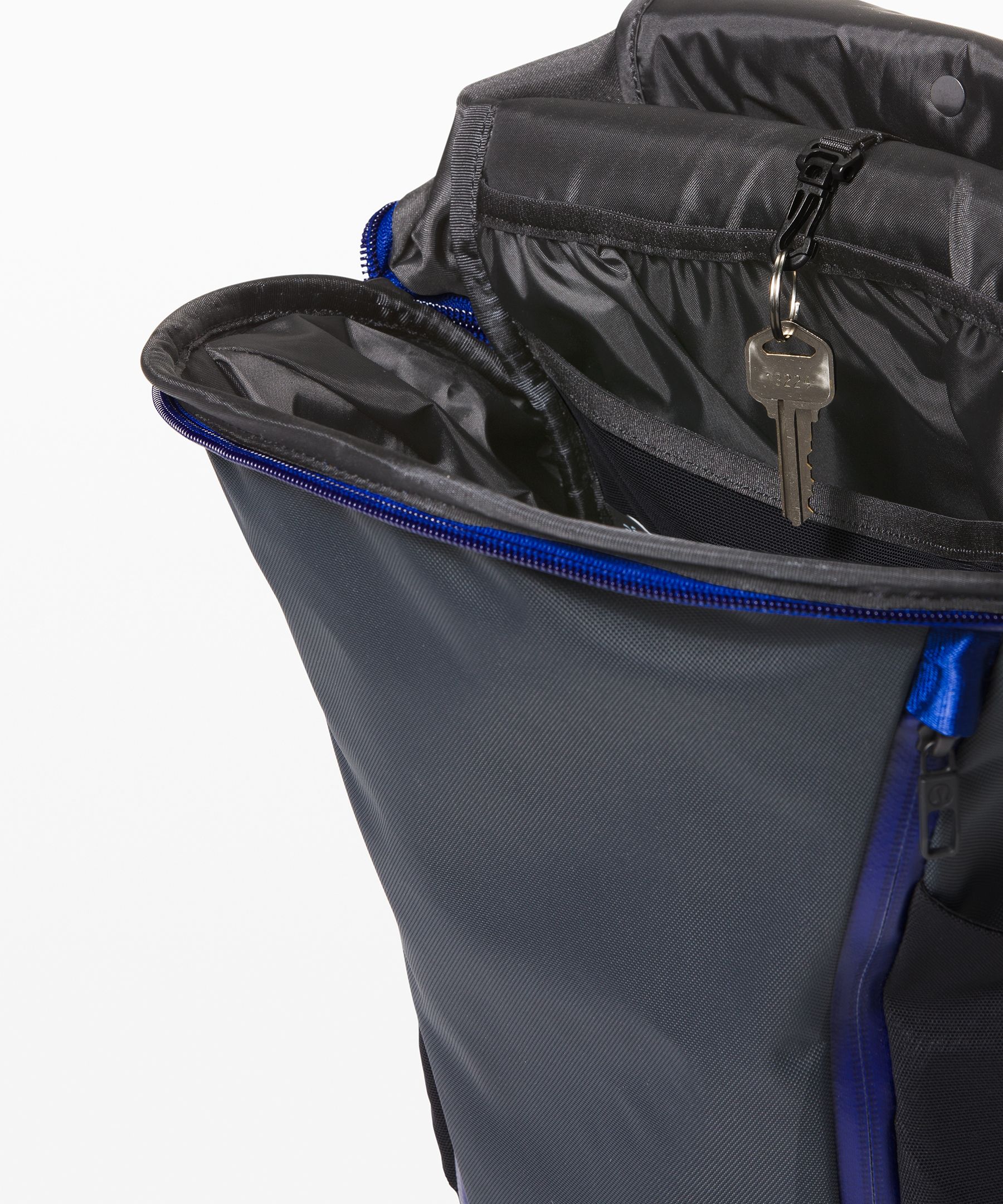 Obsidian More Miles Active Backpack 17L