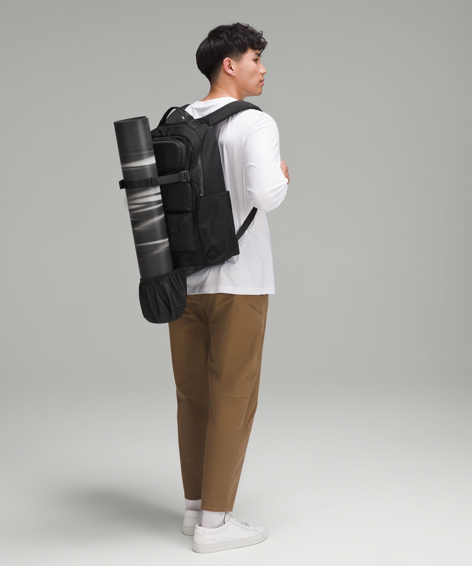 専用Lululemon ルルレモン cruiser backpack リュック