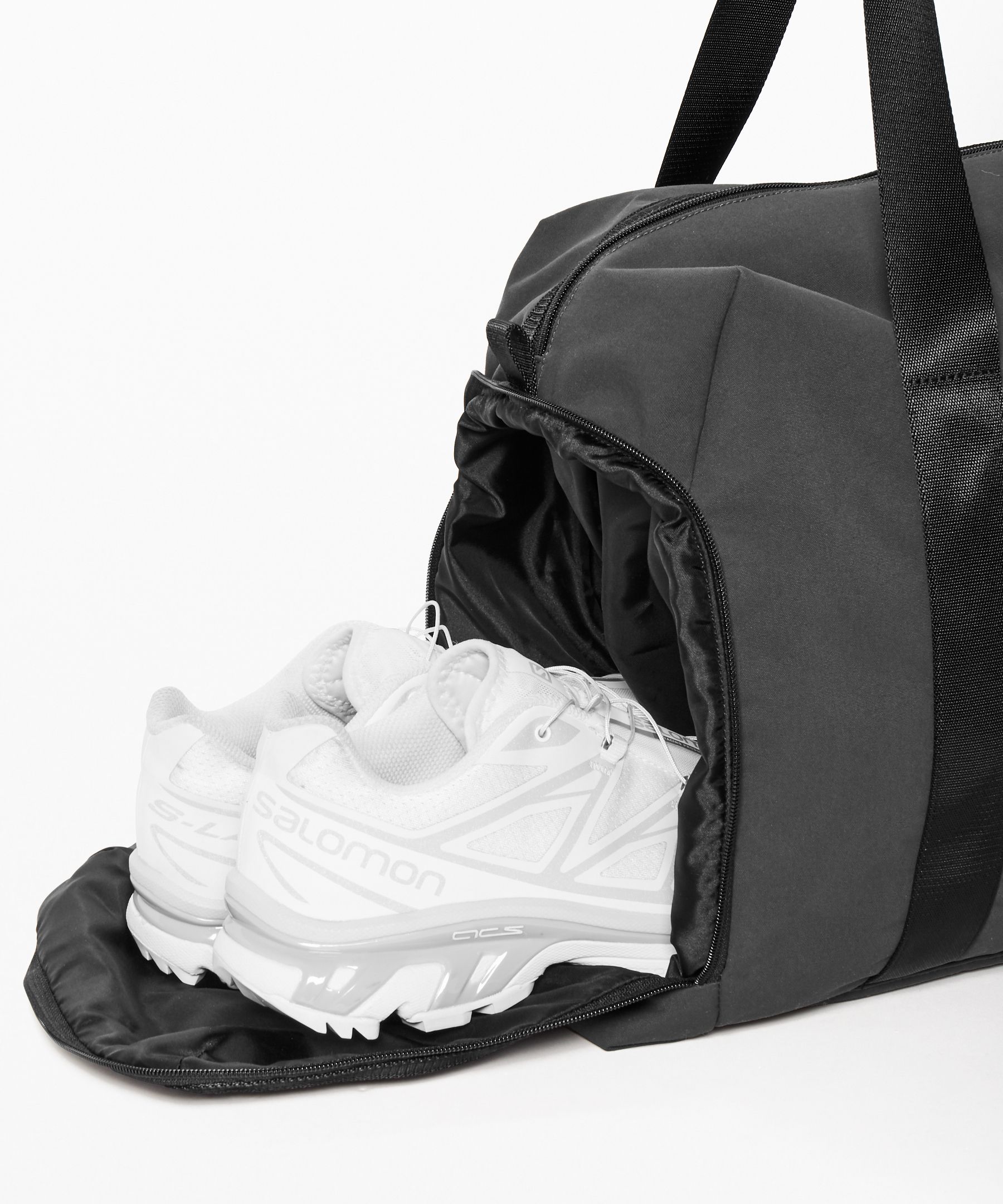 command the day duffel lululemon