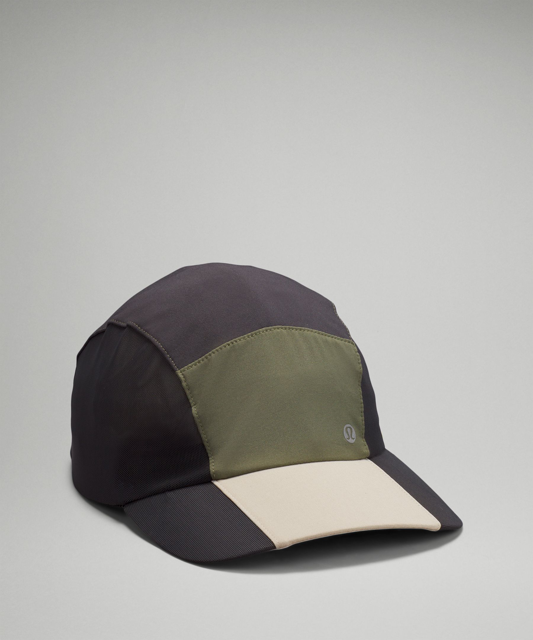 Graphite Grey/Medium Olive/Raw Linen