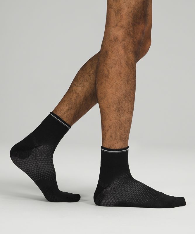 MacroPillow� Ankle Run Sock
