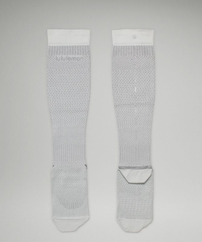 Men's MicroPillow Compression Knee-High Running Sock *Light Cushioning