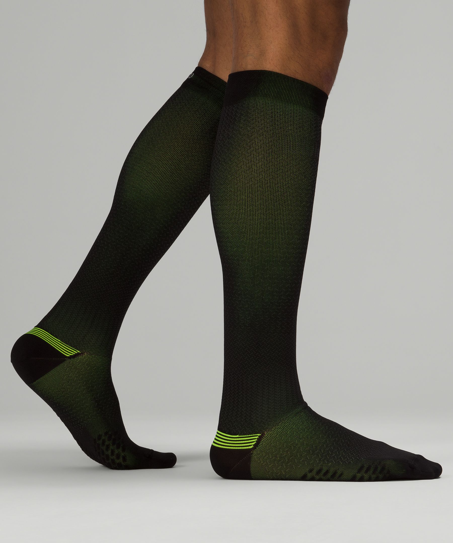 Men's MicroPillow Compression Knee-High Running Socks *Light