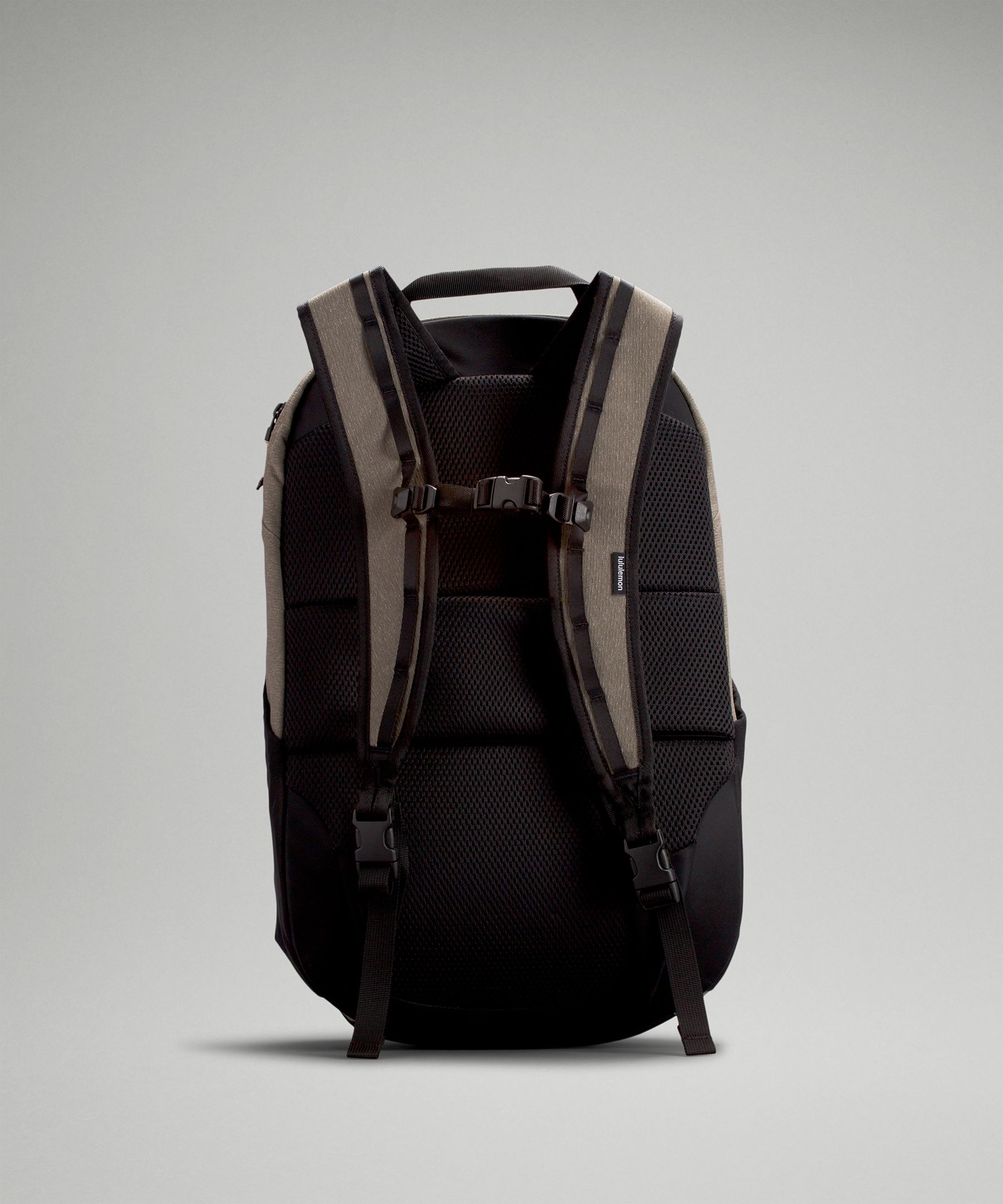 Lululemon Core Backpack 2.0 20L in 2024