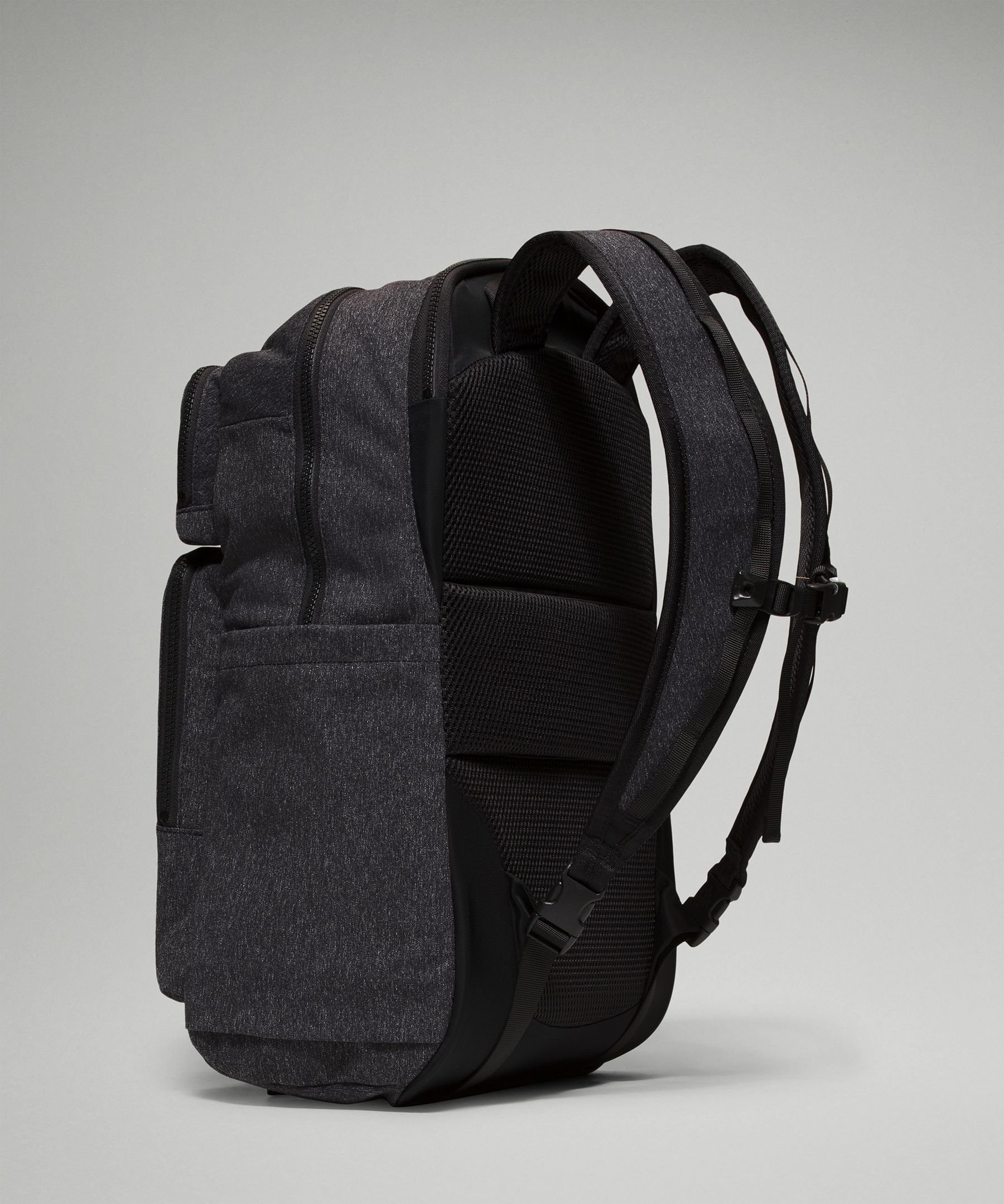 Command the outlet day backpack 24l