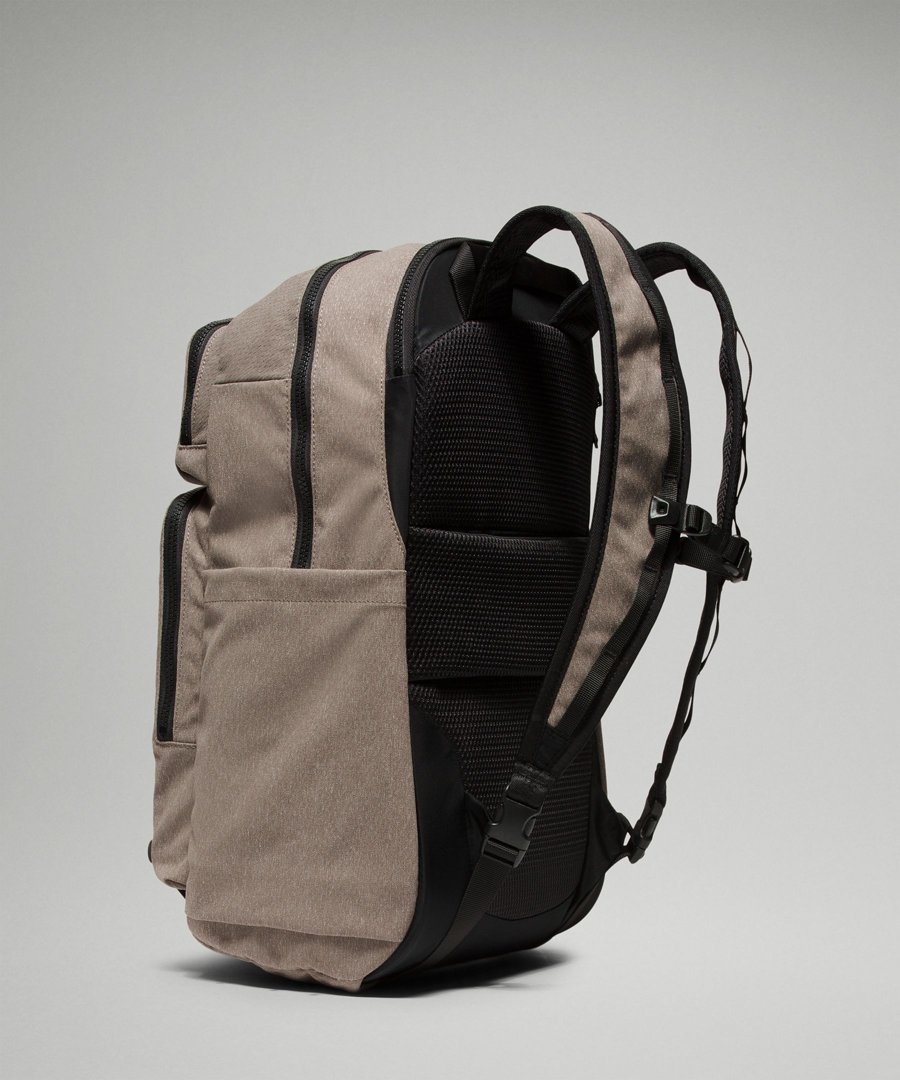 Lululemon assert cheap backpack review