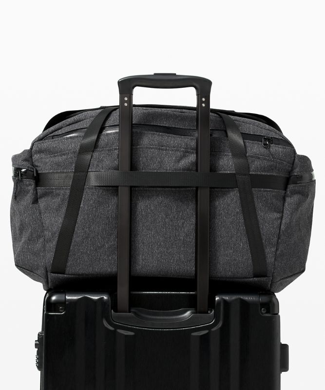 Core Large Duffle Bag 2.0 38L