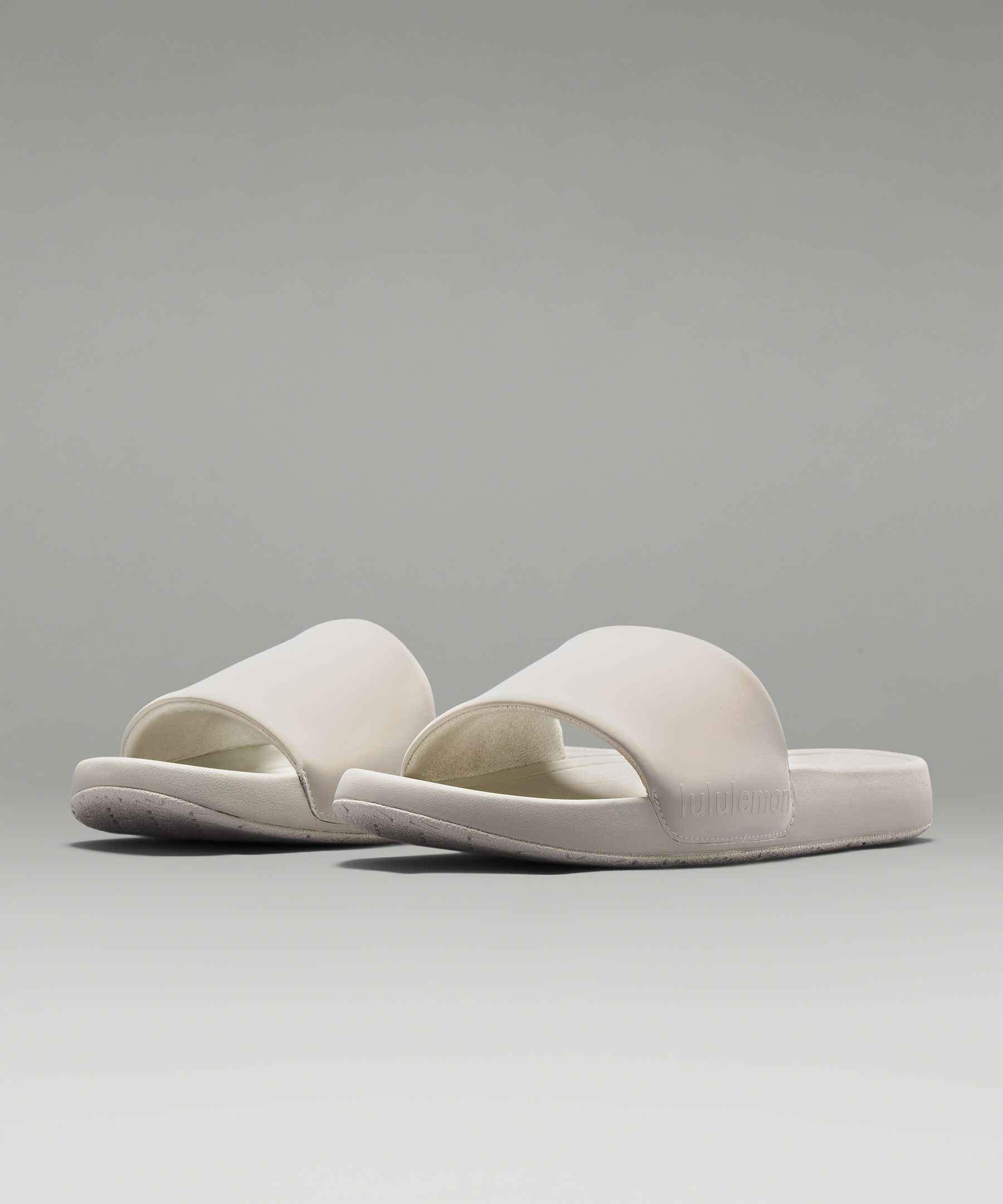 Lululemon Restfeel Men's Slide. 1