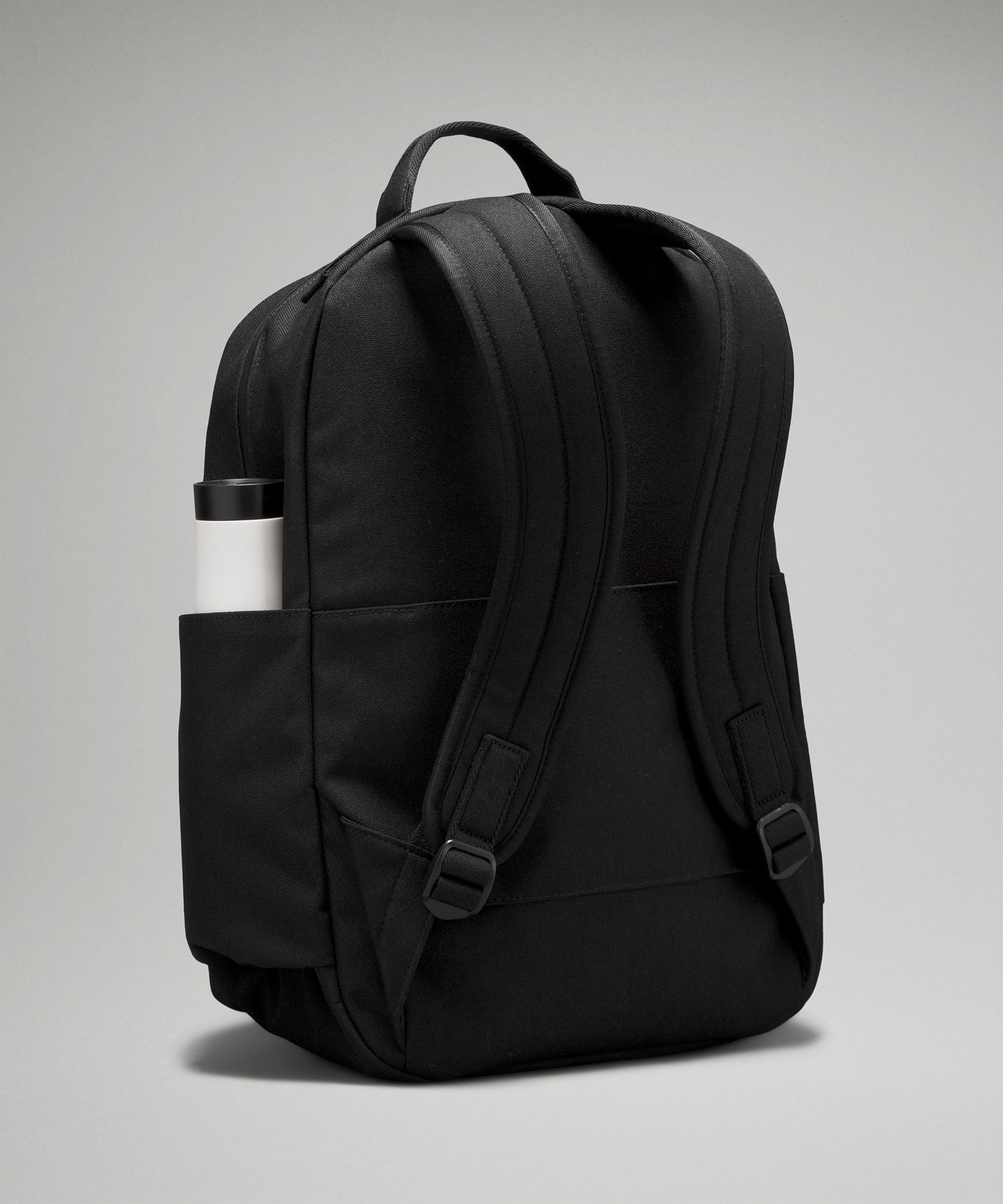 Command the Day Backpack 25L lululemon SG