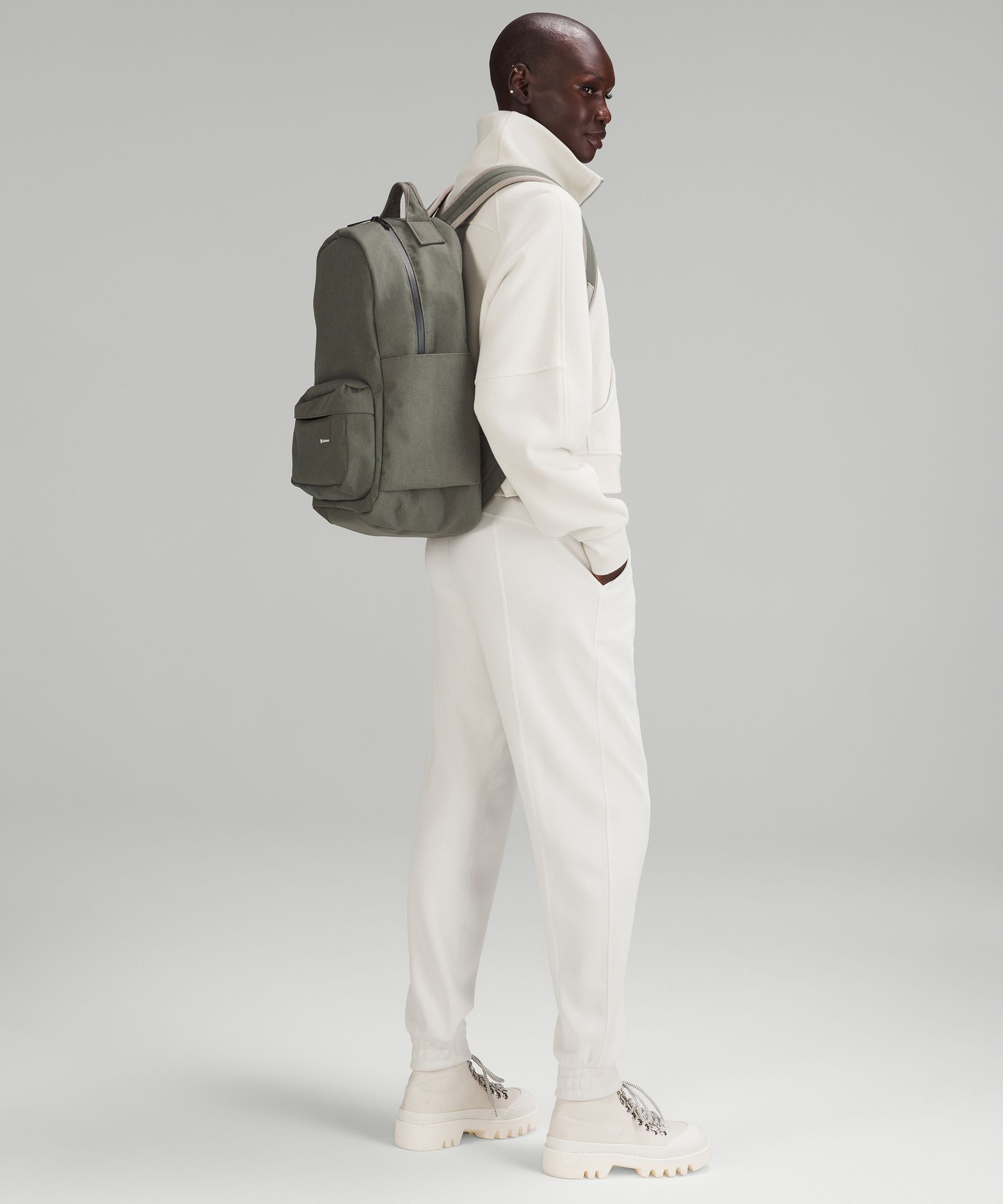 Command the 2025 day backpack lululemon