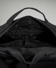 Command the Day Duffle Bag 40L