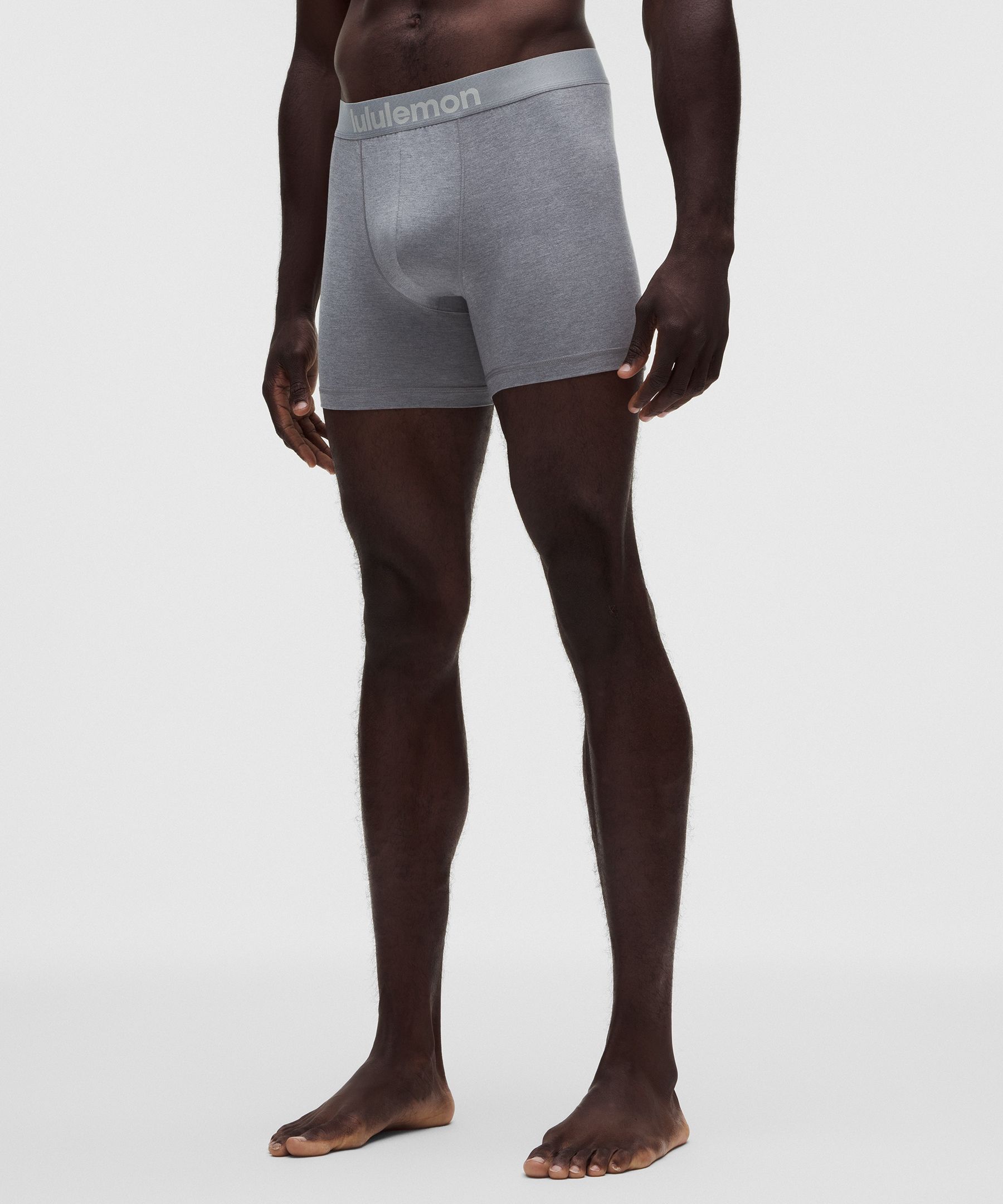 Boxer tipo brief Always in Motion de 5" *Paquete de 3