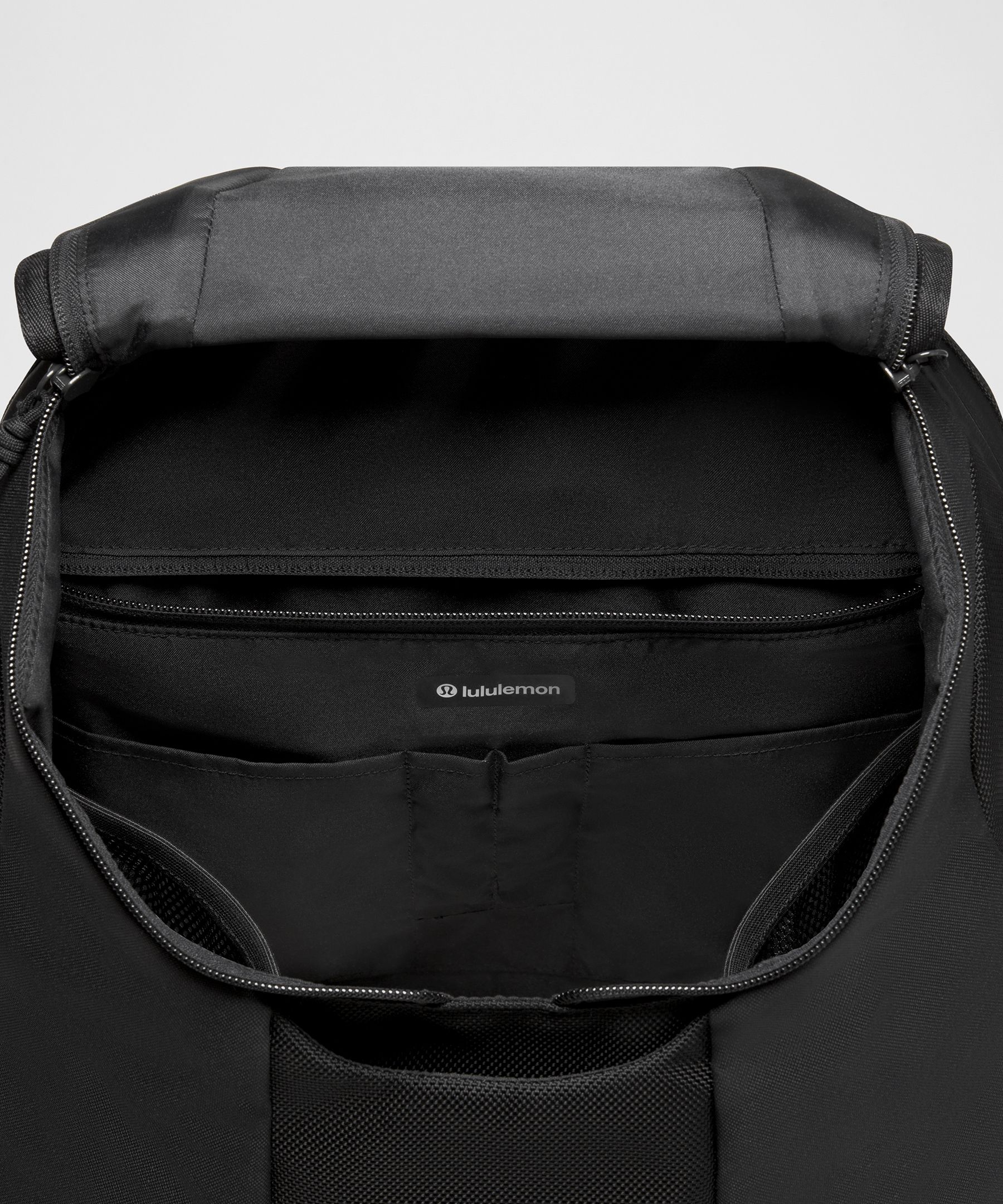 Daily Dispatch Backpack 28L