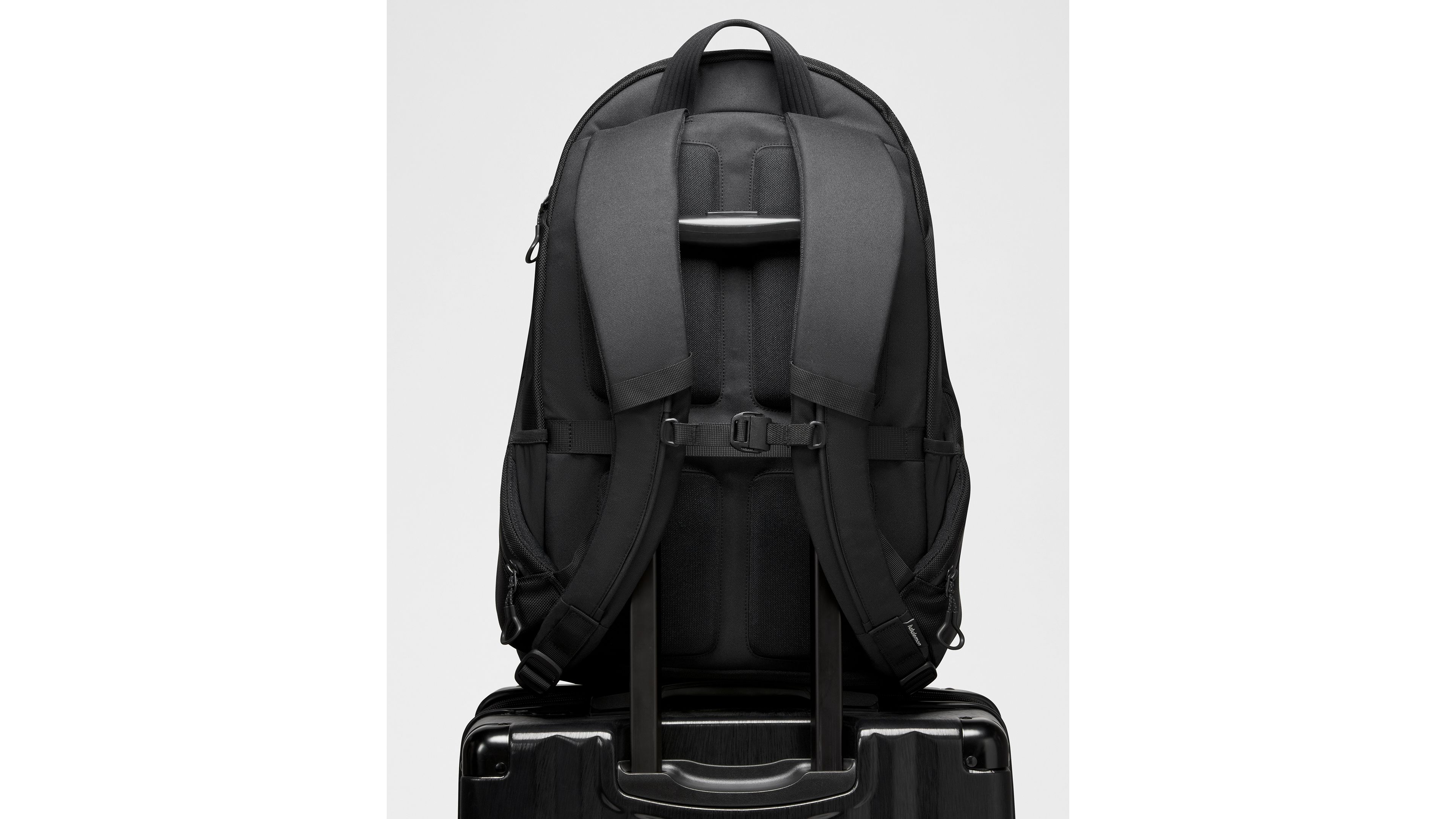 Daily Dispatch Backpack 28L