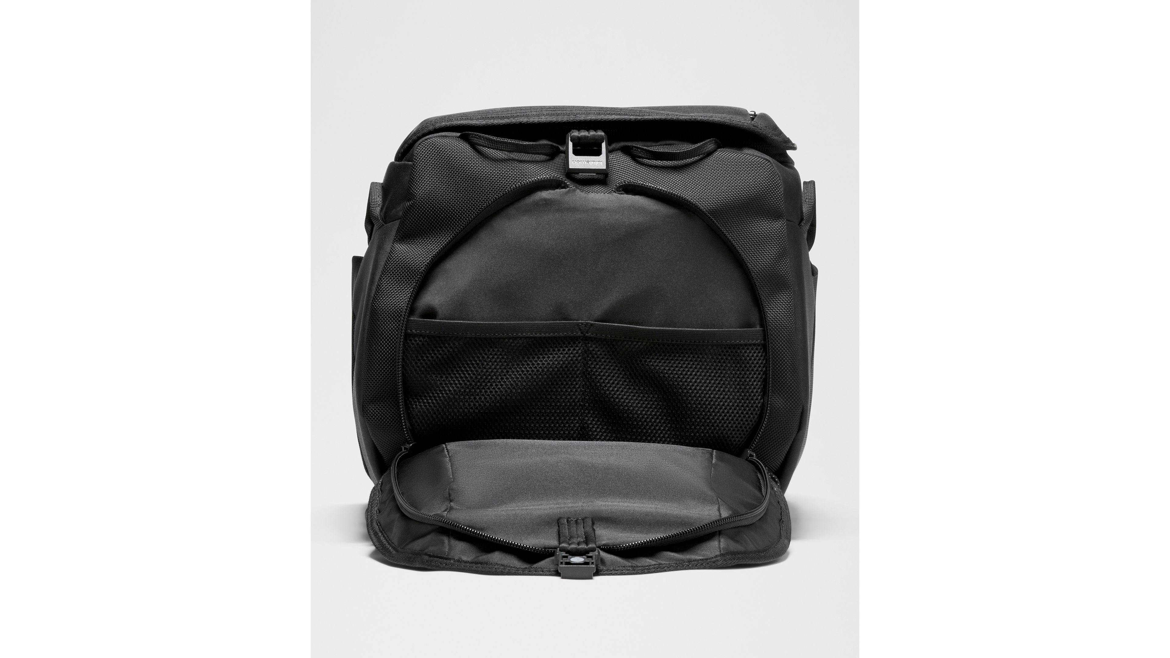Daily Dispatch Duffle Bag 36L