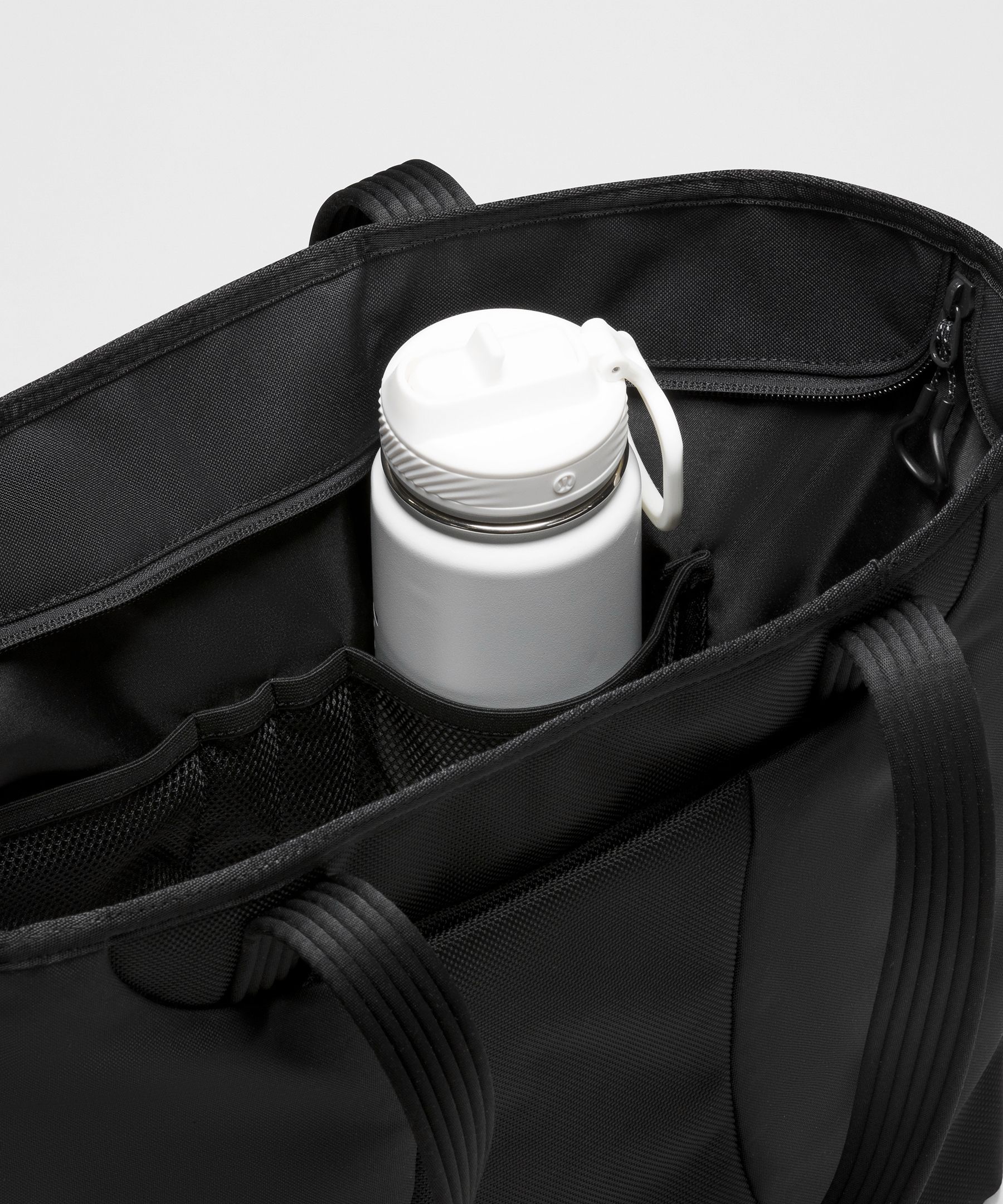 Daily Dispatch Tote Bag 16L
