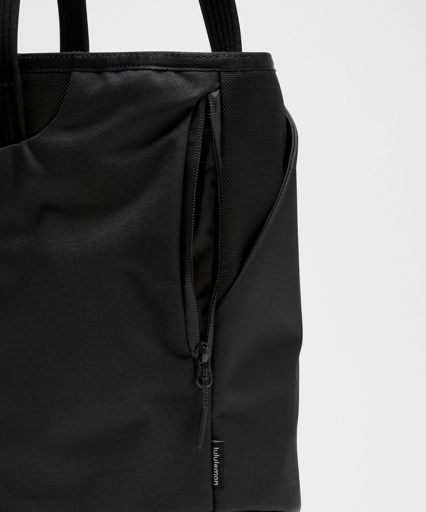 Сумка Lululemon Daily Dispatch 16L, цвет: Чёрный — фото 7