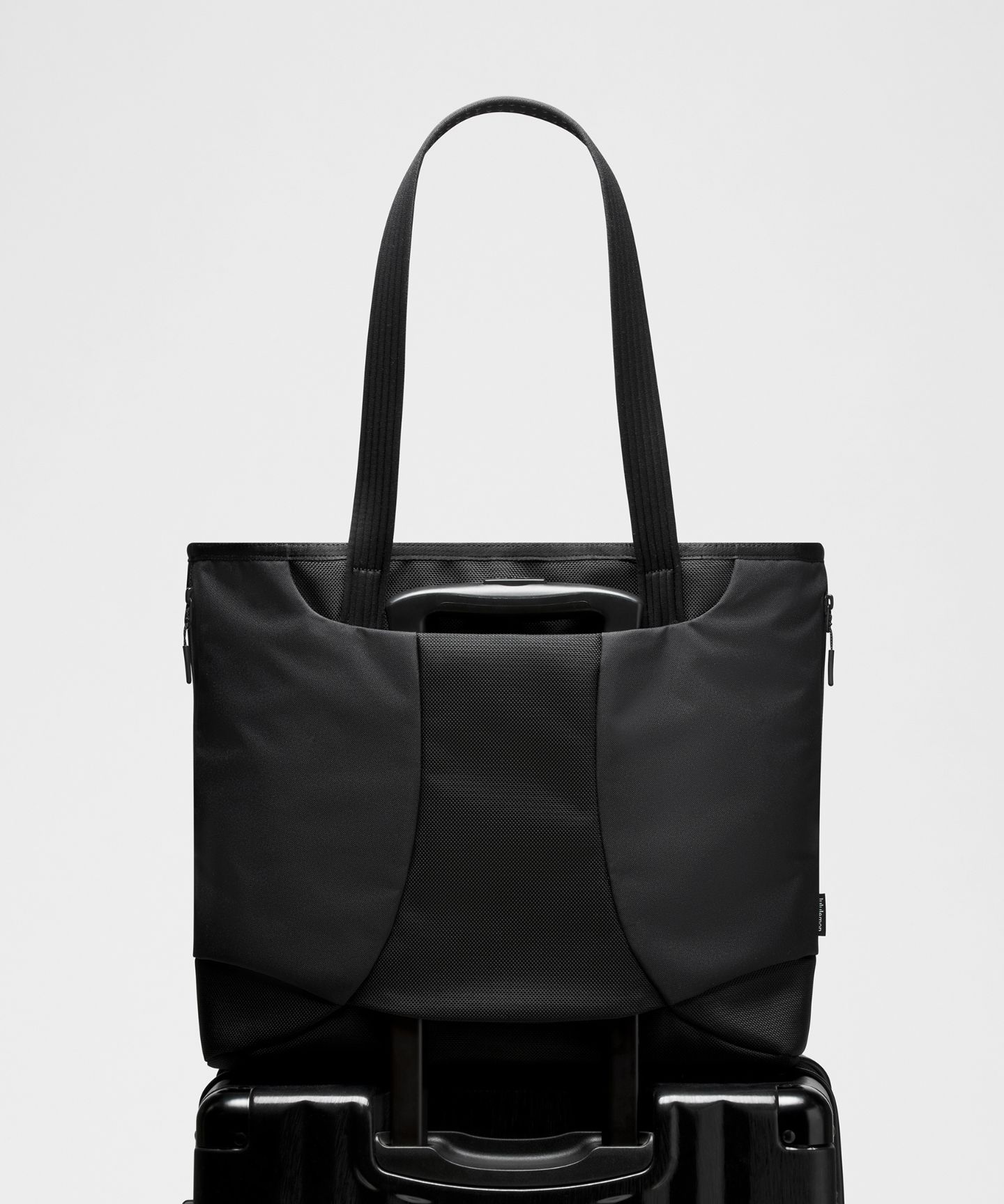 Сумка Lululemon Daily Dispatch 16L, цвет: Чёрный — фото 9