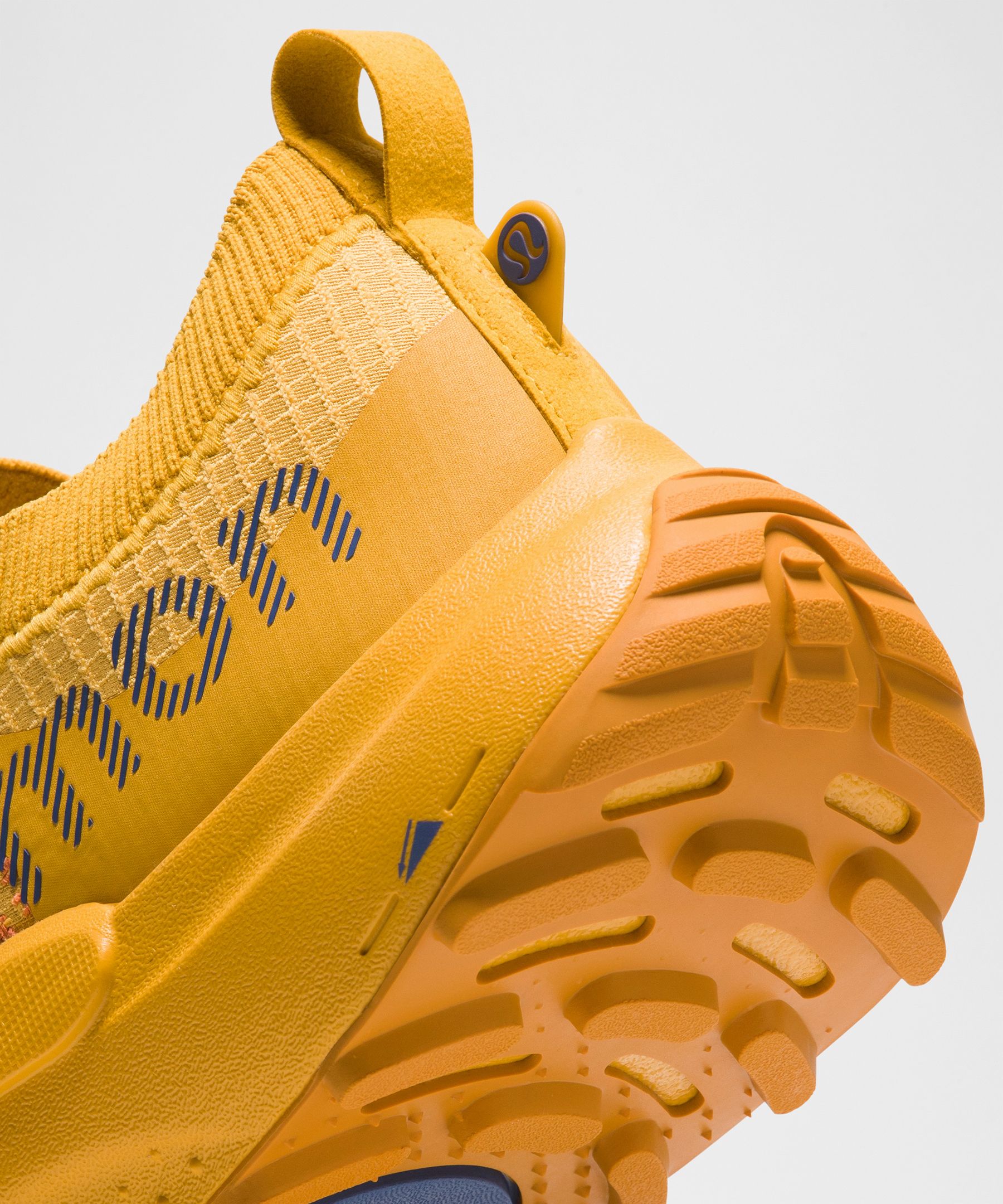 Men's Wildfeel Trail Running Shoe - Gold