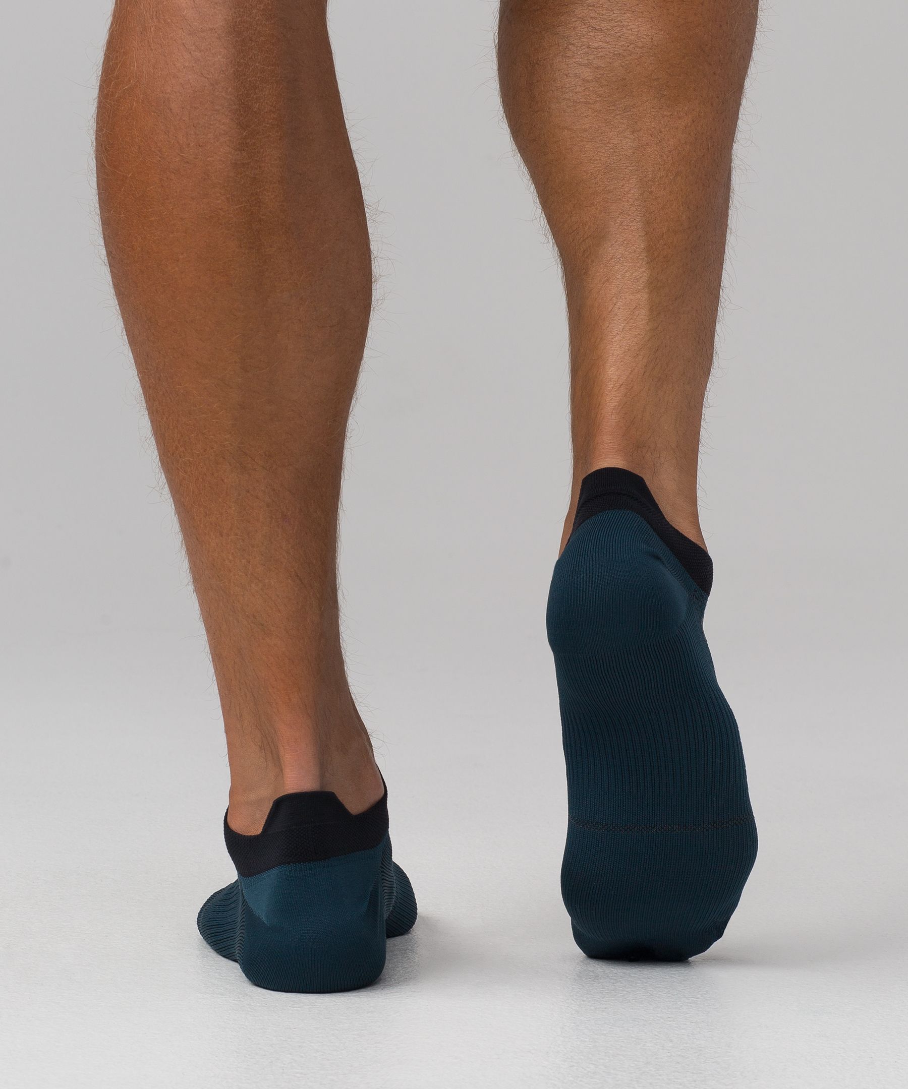 Surge Tab Sock *AntiStink Lululemon AU