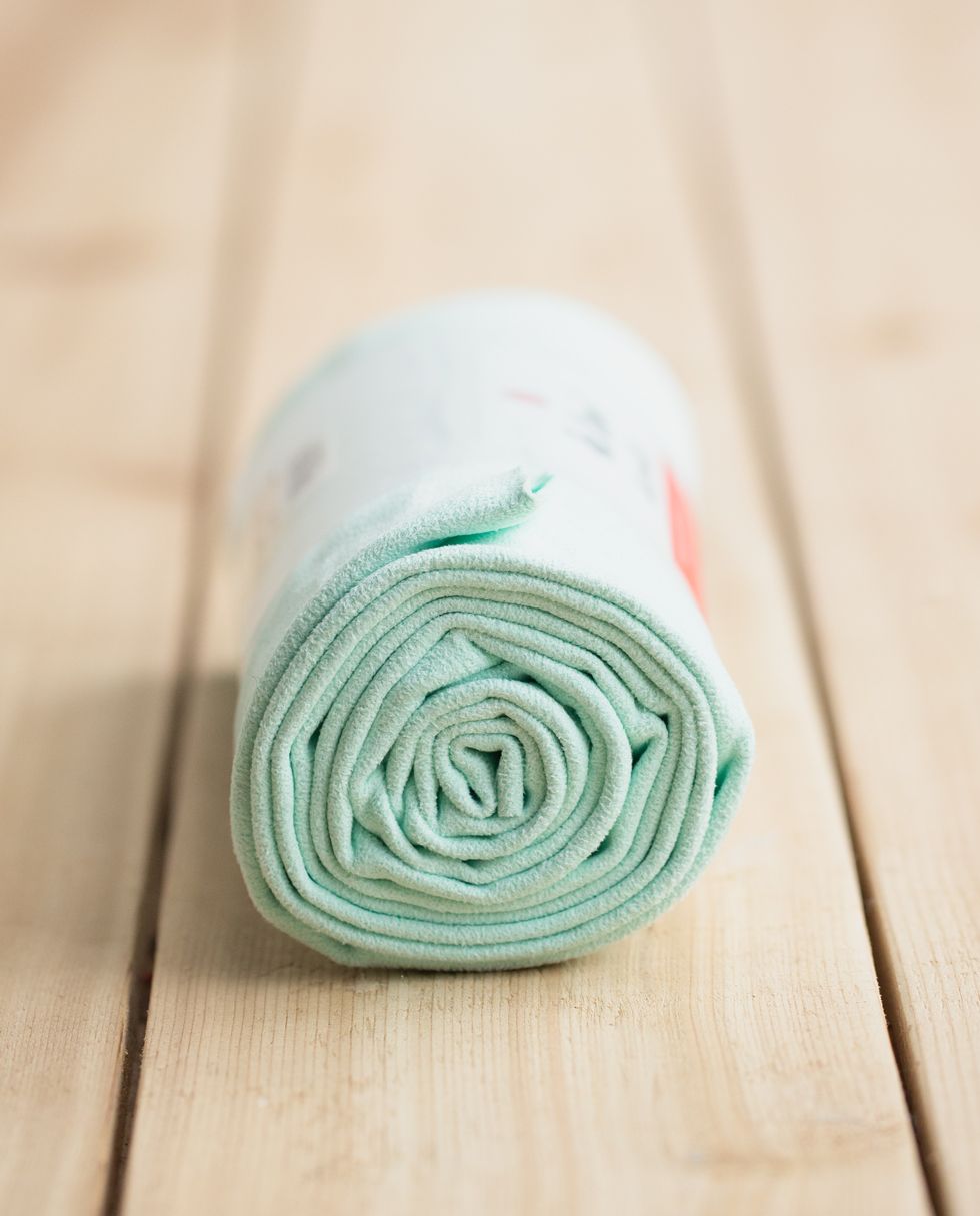 lululemon hot yoga towel