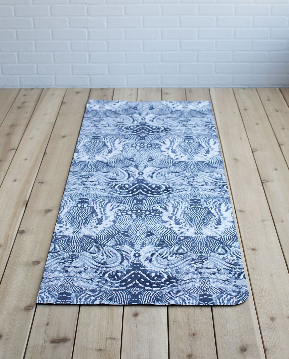 lululemon mat towel