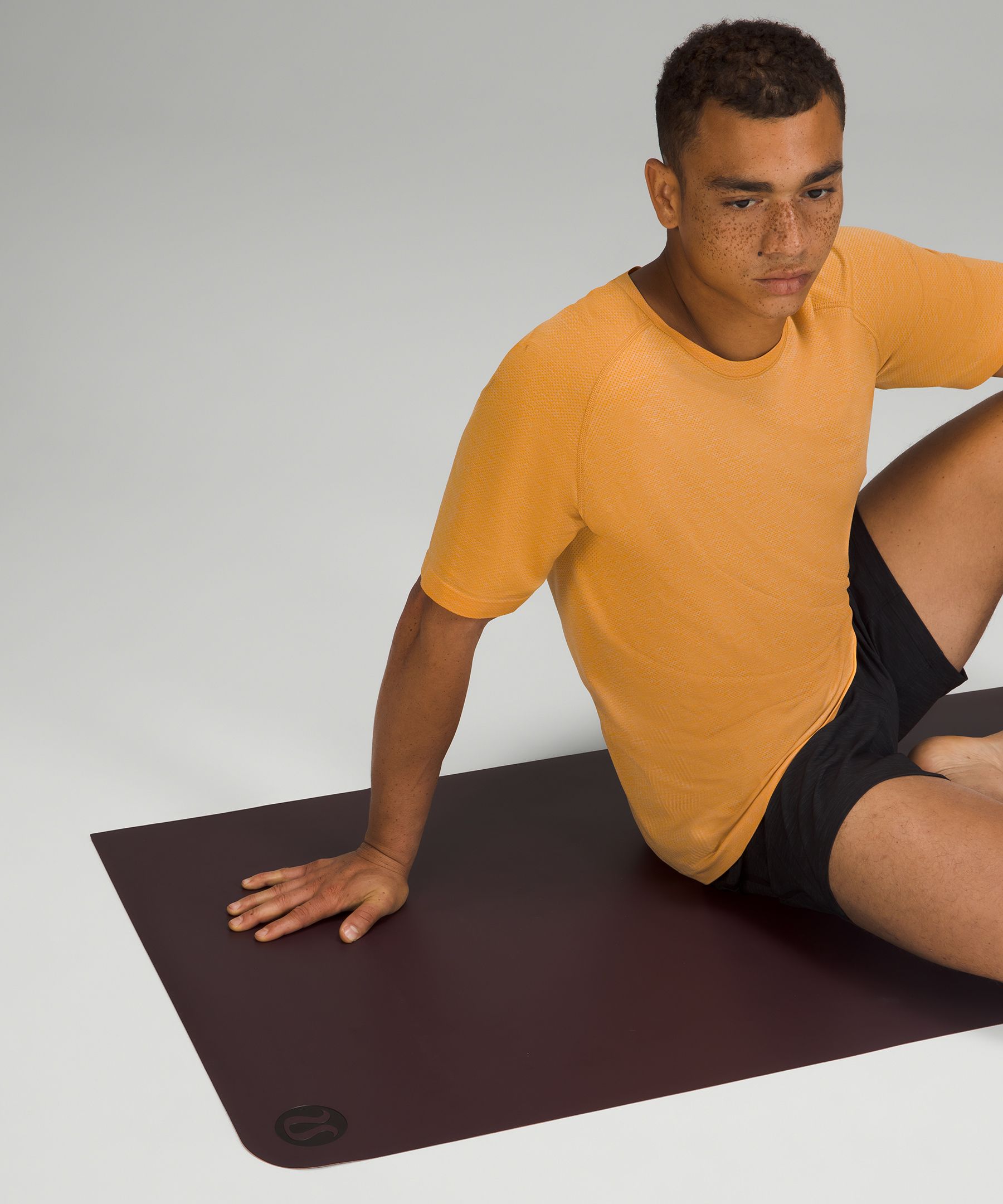Yoga Mat Review: LuluLemon The Unmat