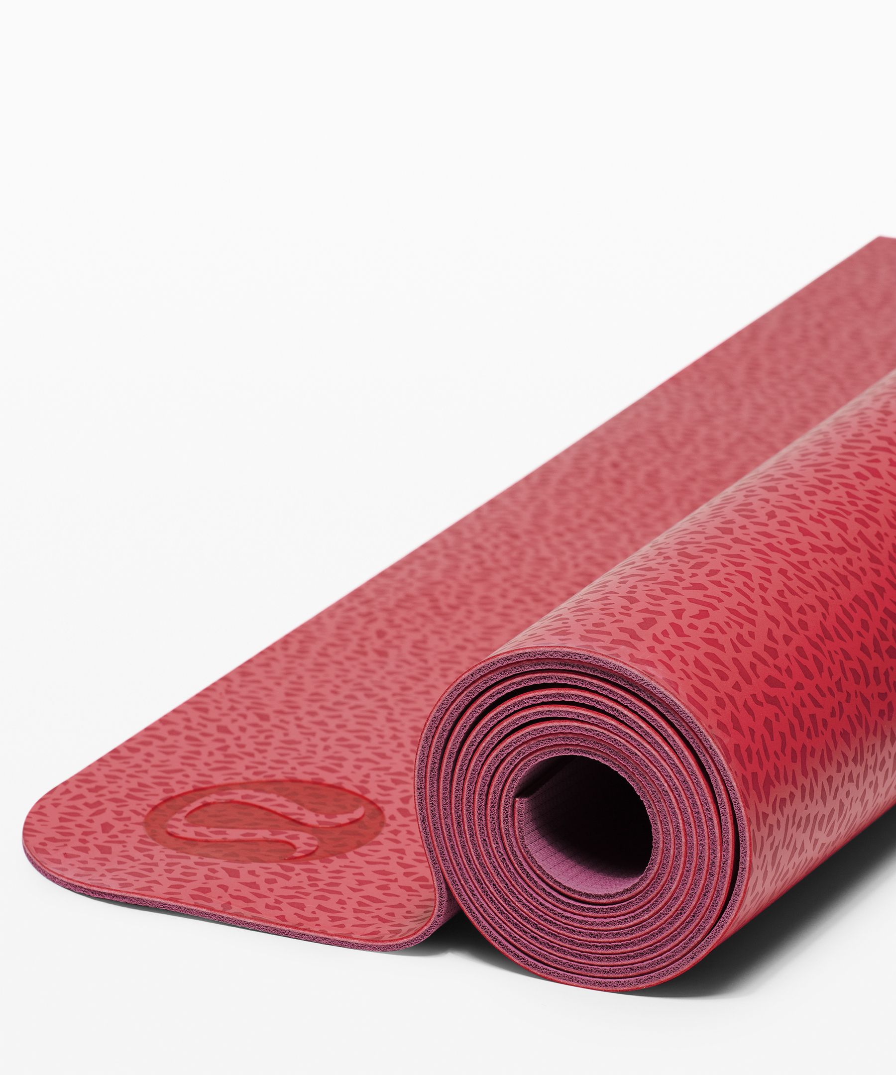 lululemon reversible mat which side