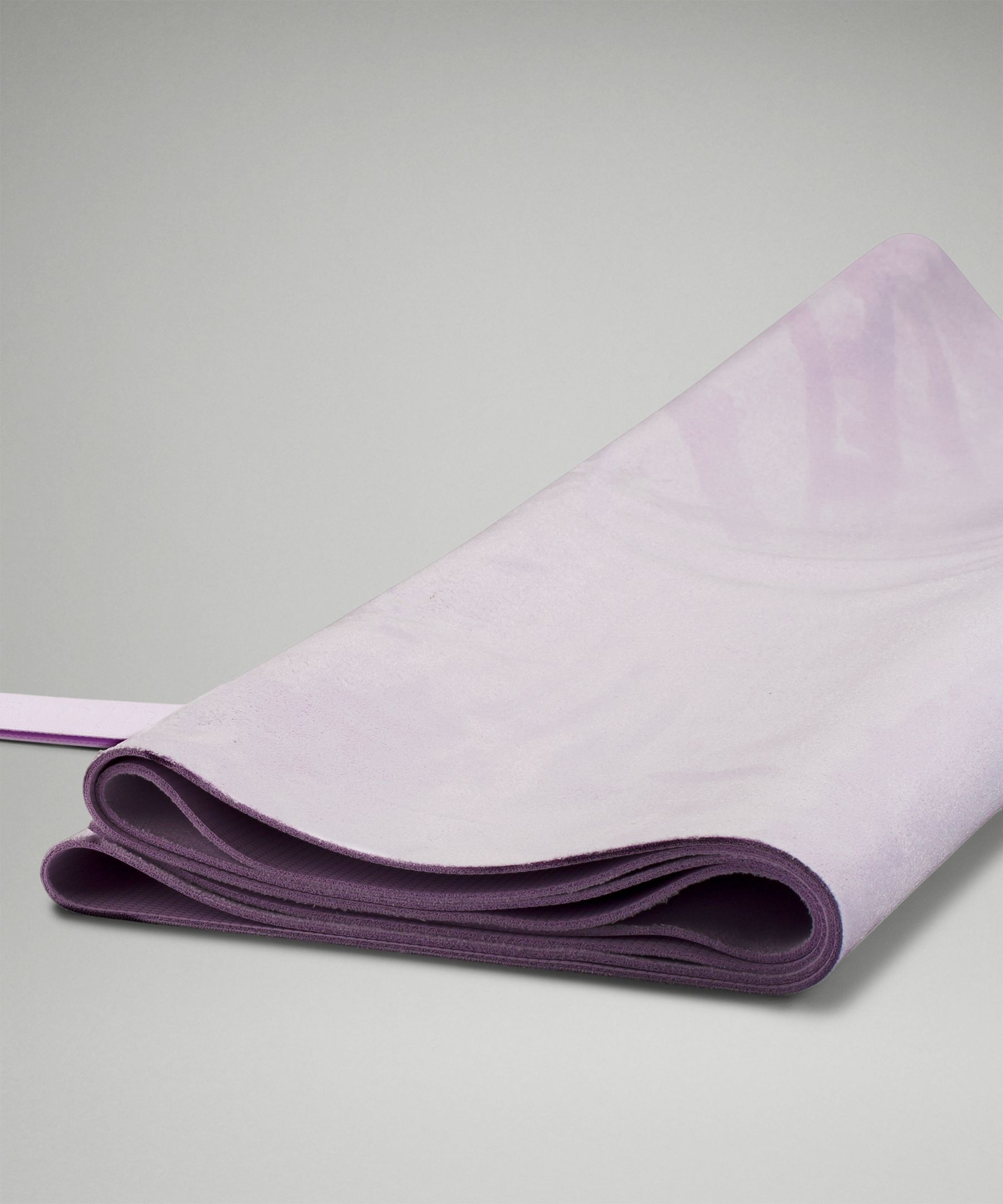 Jual Preloved Matras Yoga Lululemon Carry onwards Mat - Purple Foldable -  Jakarta Selatan - Impulsive_mama