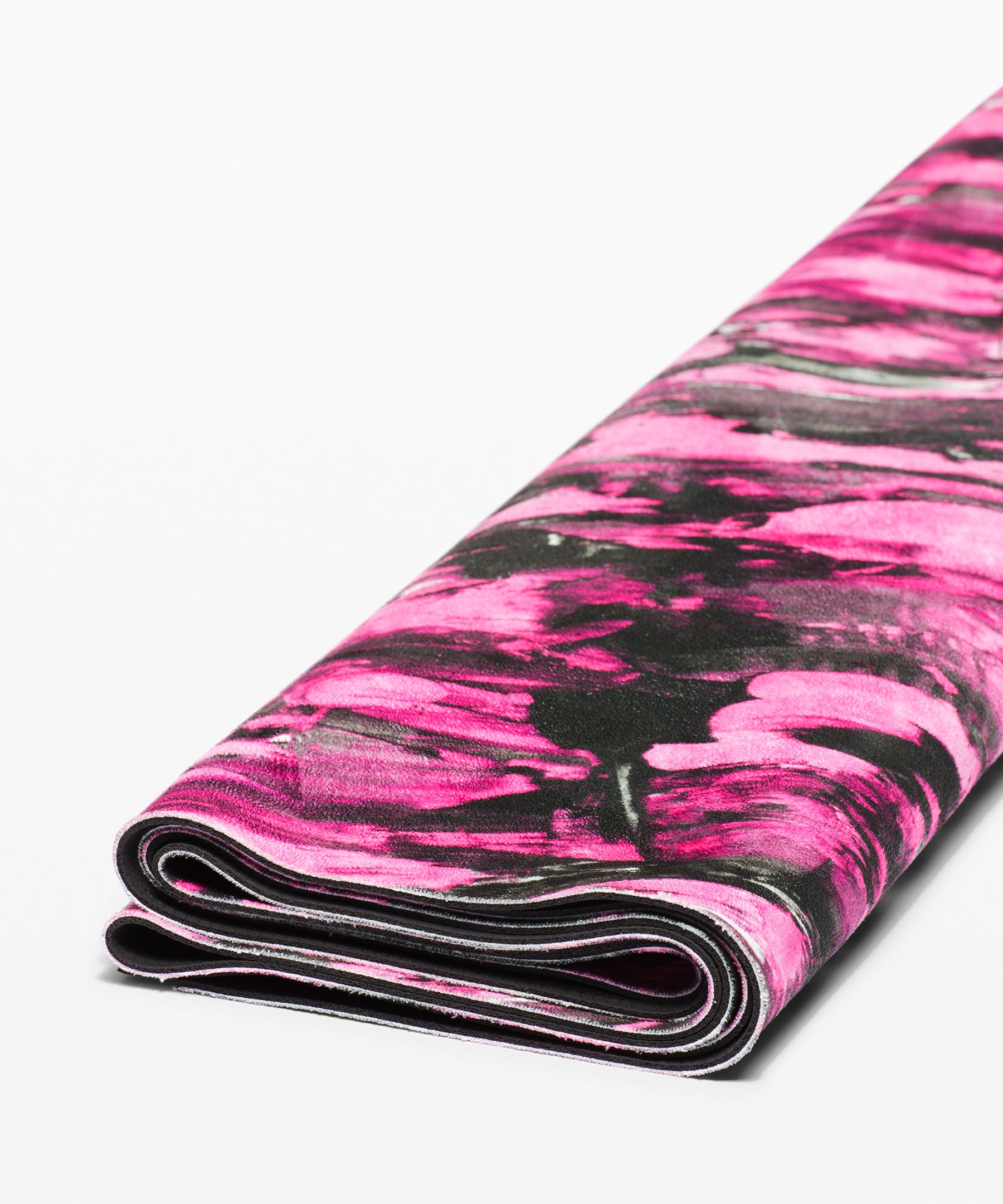 Casall Women's ECO Yoga Mat With Carry Strap in Black CASALL