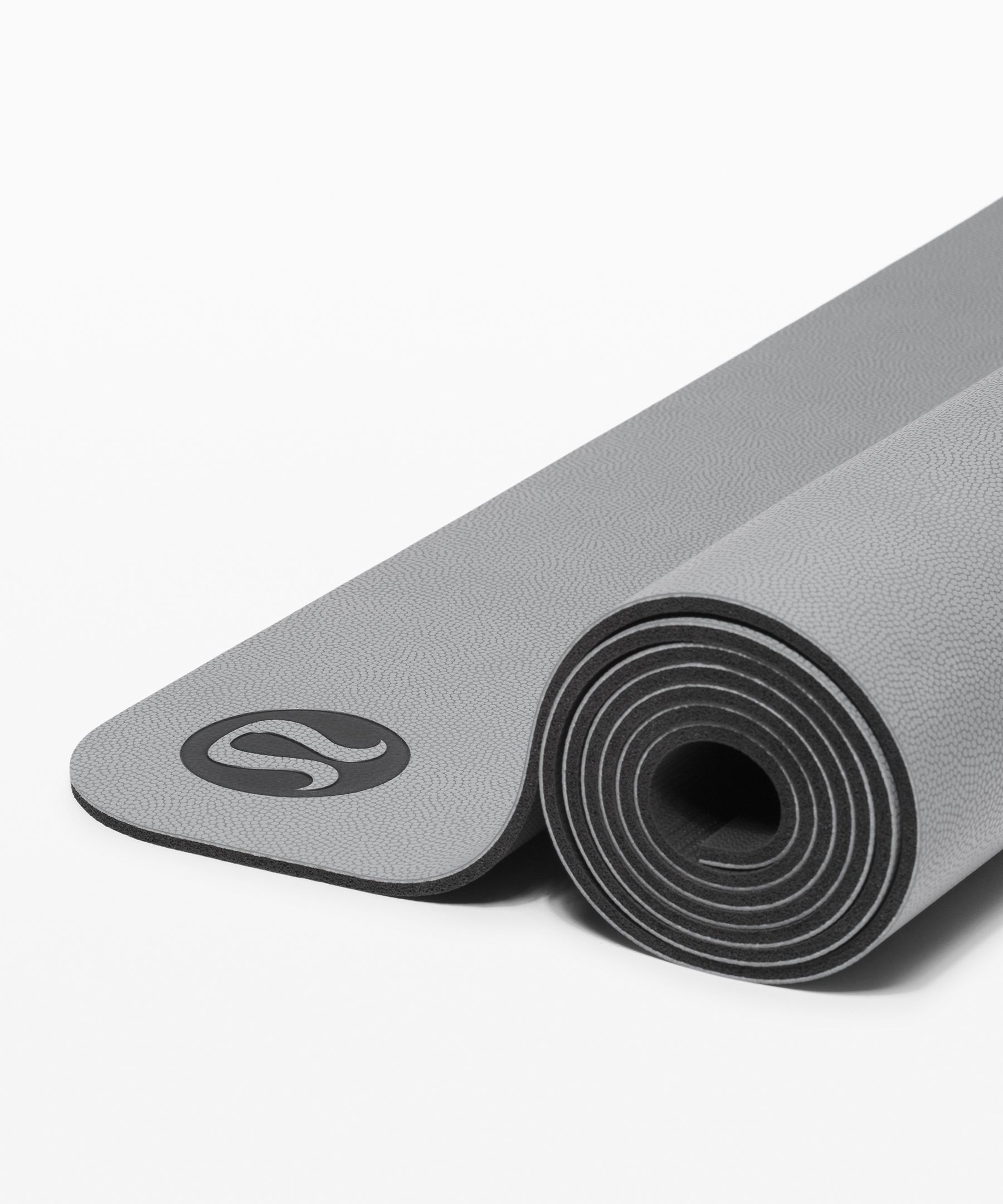 lululemon black yoga mat