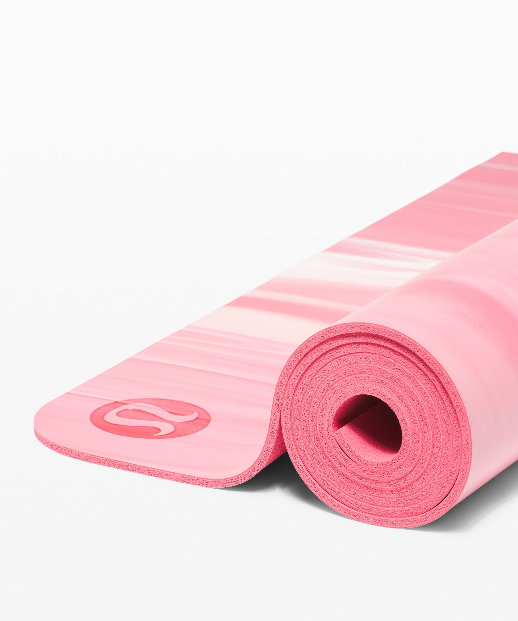 8 Pretty Yoga Mats to Shop Now