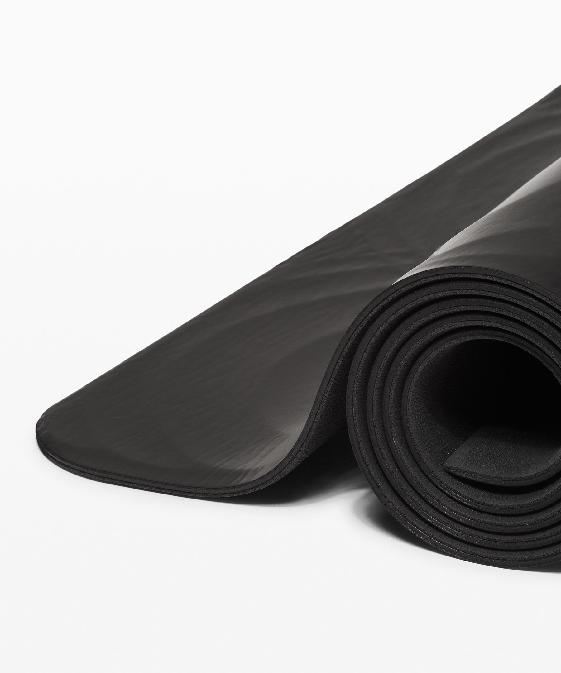 Lululemon 'Take Form' Yoga Mat Uses 3D Ridges to Perfect Your