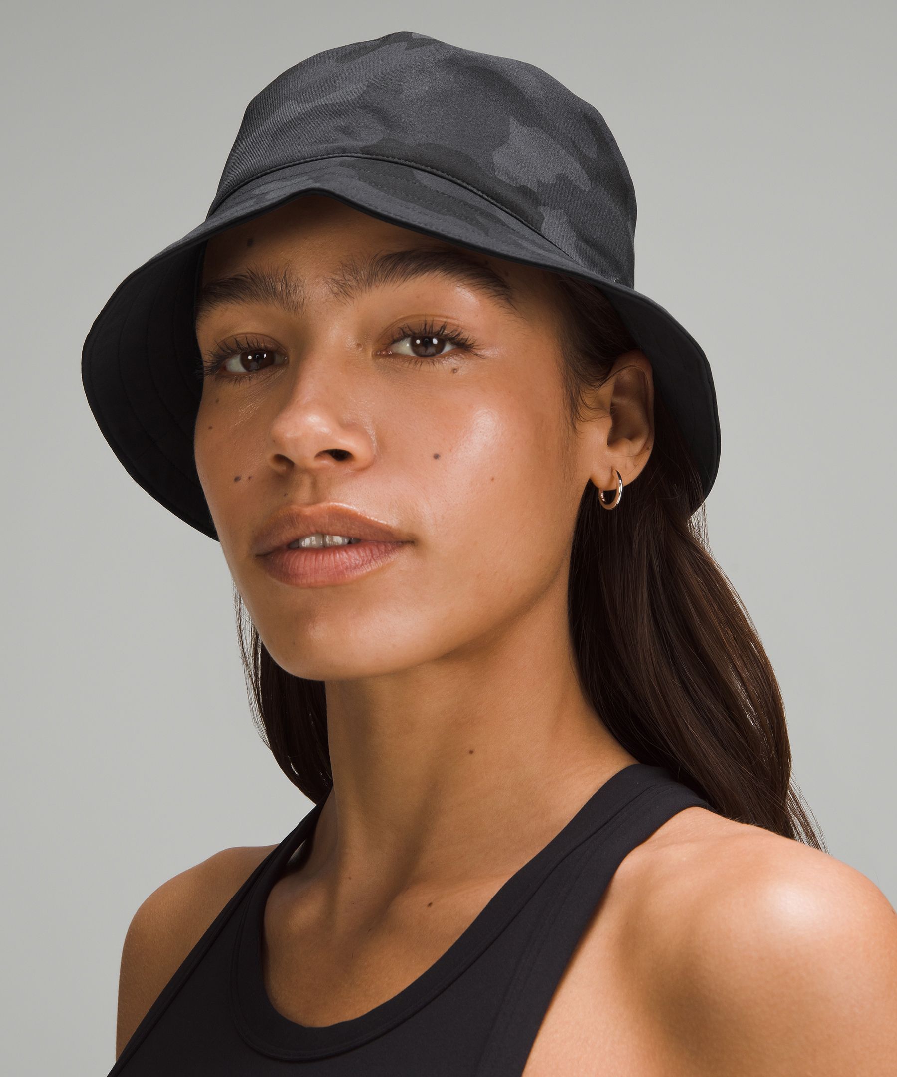 Lululemon Hiking Bucket Hat/Dark green - $30 (61% Off Retail