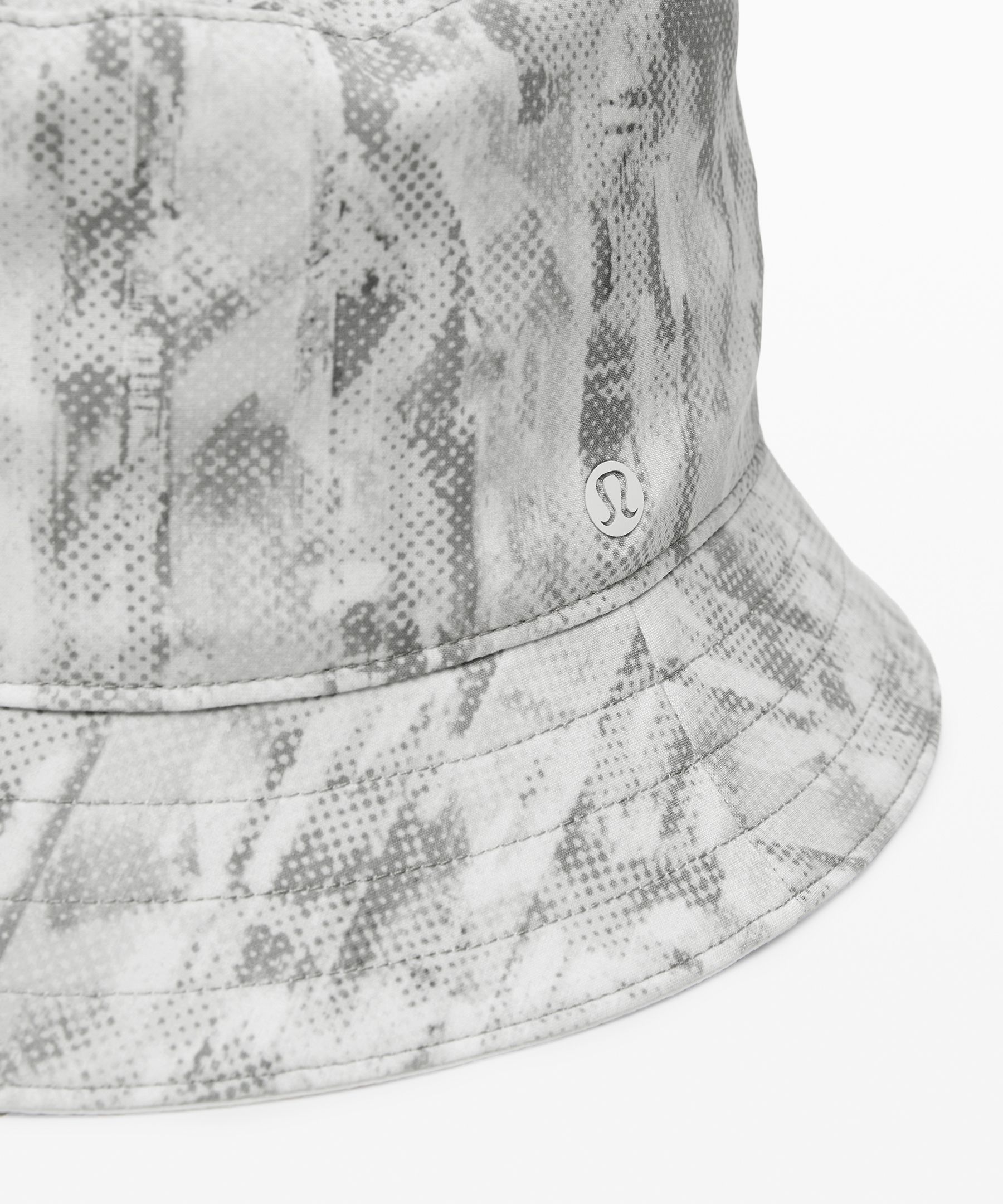 NWT Lululemon Both Ways Reversible Bucket Hat Cap Size L/XL Water Drop  Unisex : Buy Online in the UAE, Price from 244 EAD & Shipping to Dubai