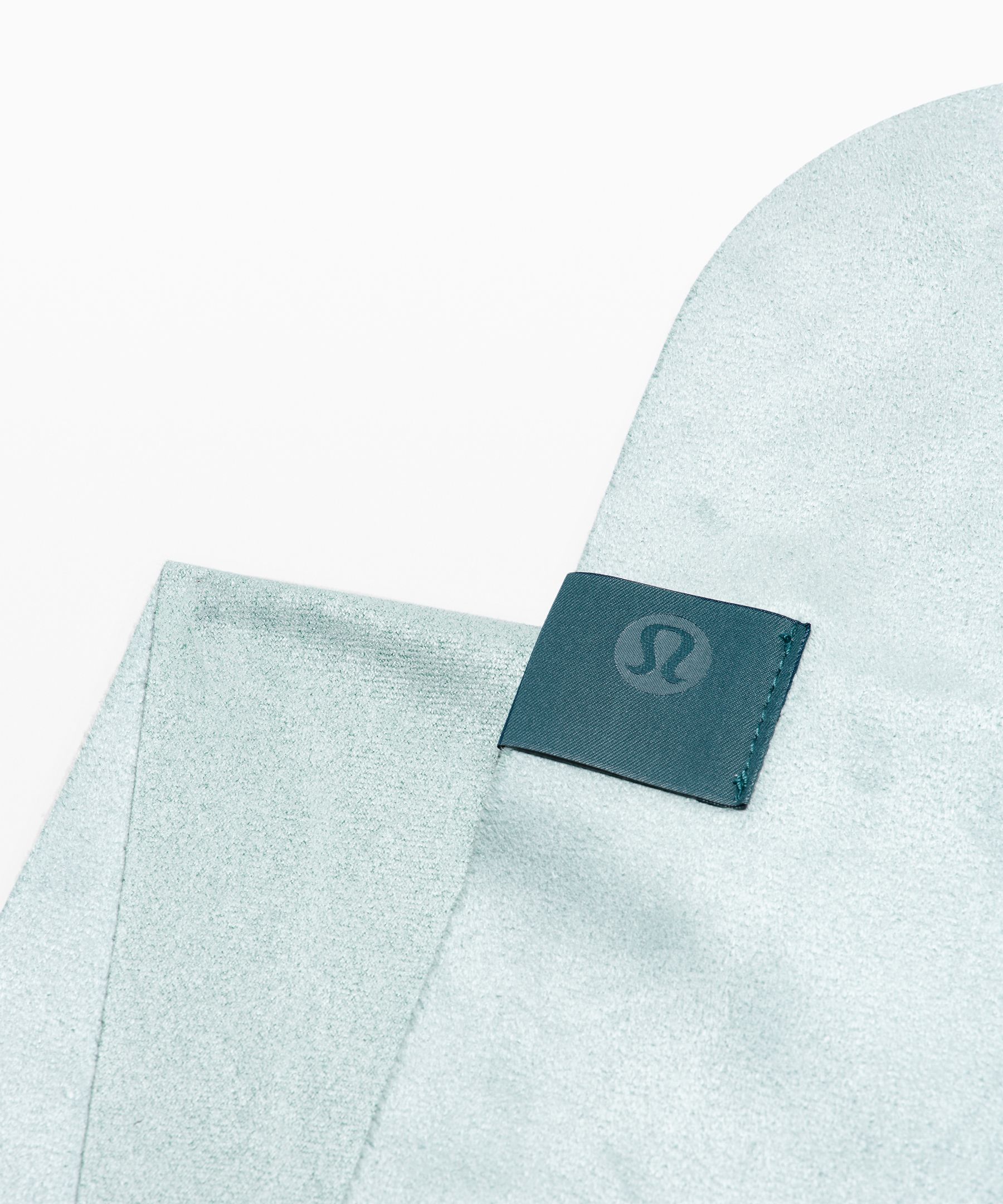 The Towel *Logo lululemon HK