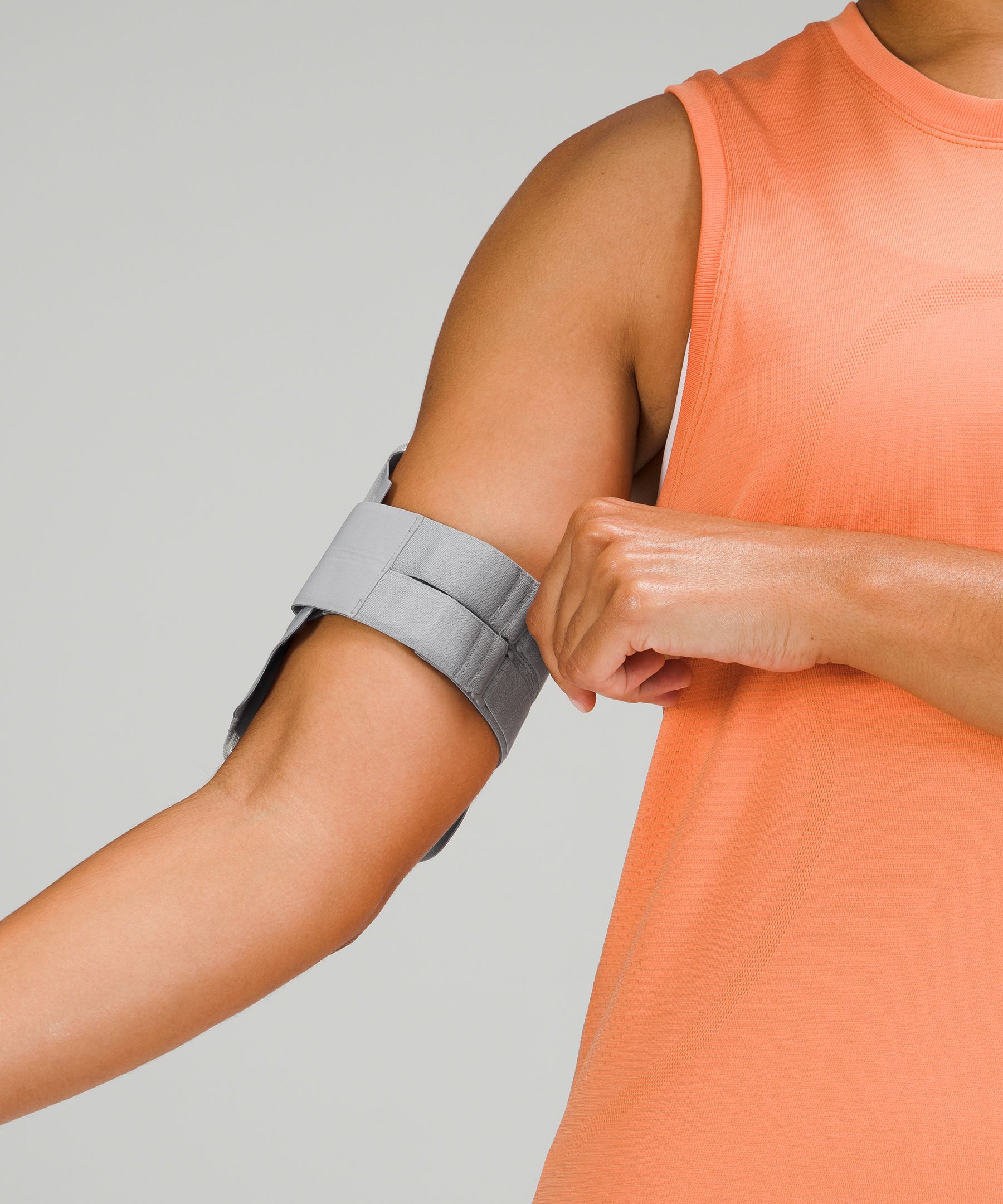 Lululemon Fast And Free Armband Reviewed