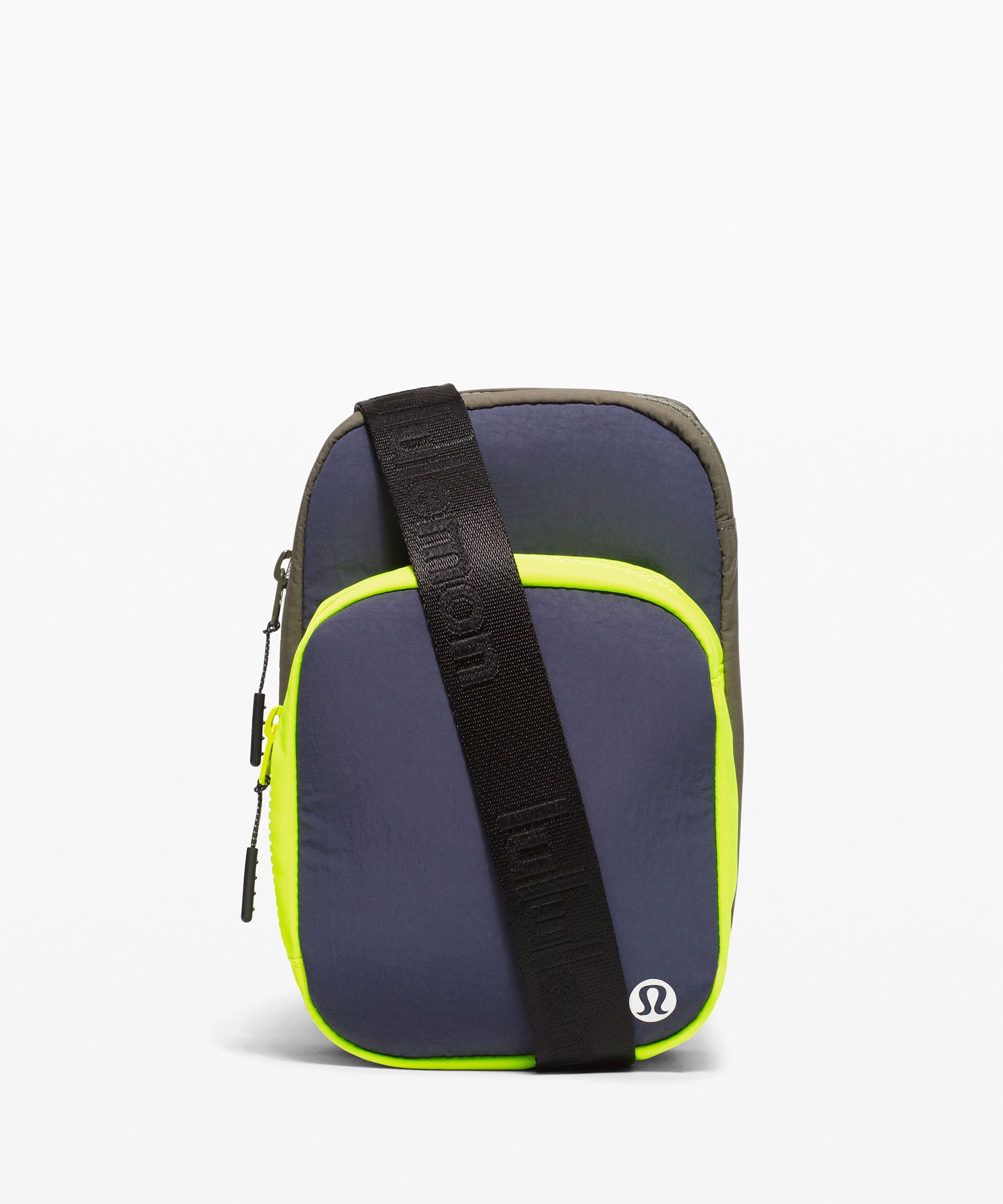 Lululemon The Rest is Written Crossbody (Black) : : Fashion