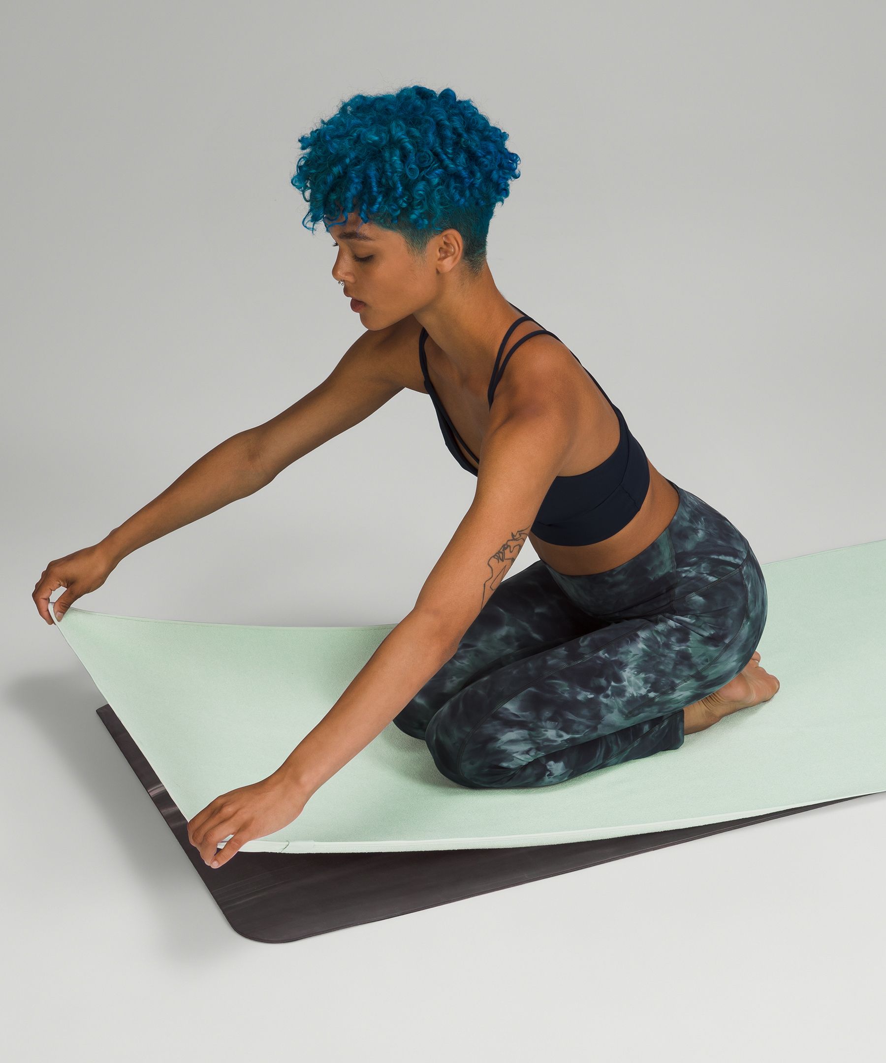 Lululemon yoga mat store towel