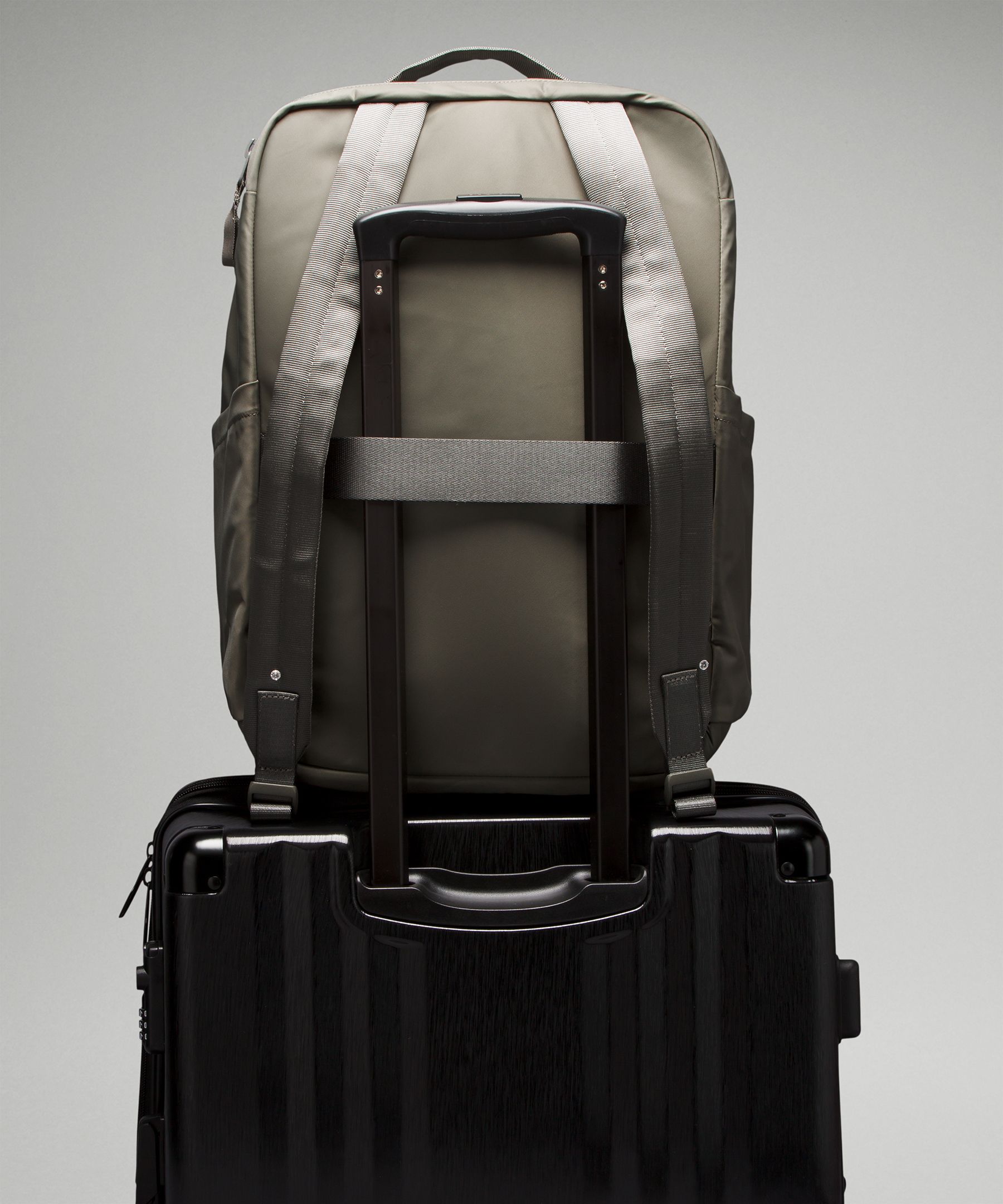 【ルルレモン】Everyday バックパック 23L★リュック★ Everyday バックパック 2.0 23L | バッグ | Lululemon JP