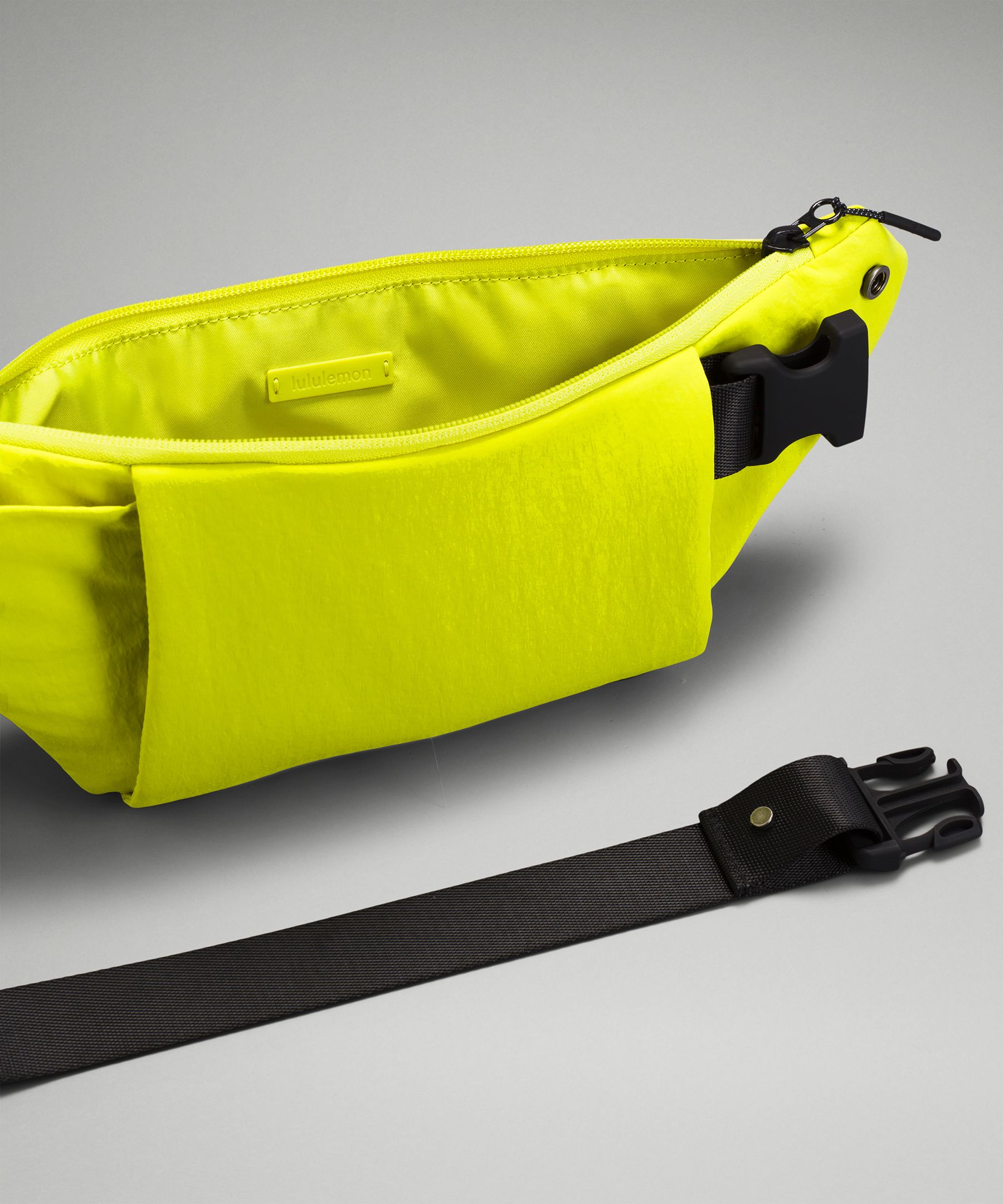 SUNMAN - Multi-Pocket Nylon Belt Bag